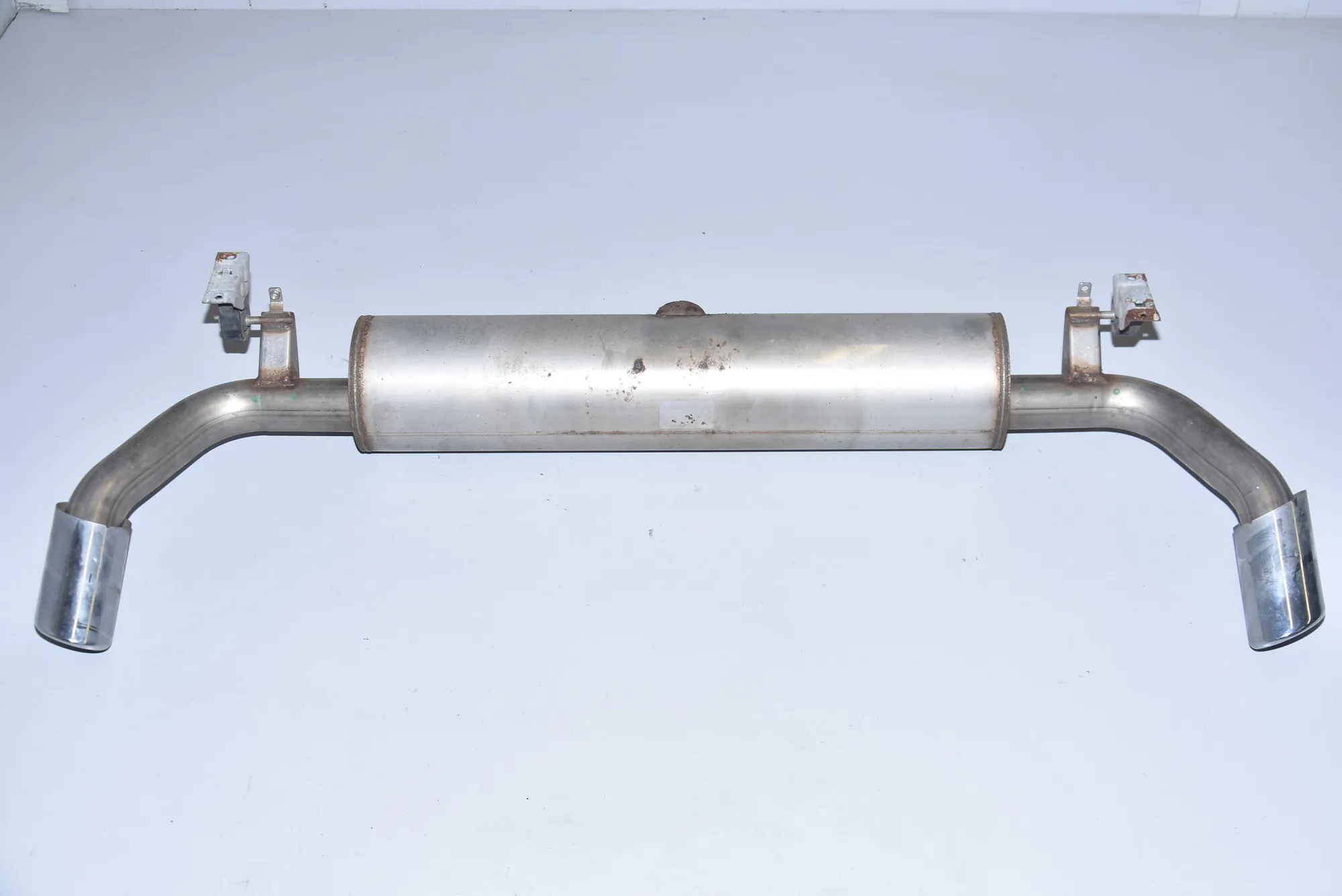 Rear Exhaust Muffler – OEM 8509745 · BMW X6 (F16, F86) BMW X6 (F16, F86) xDrive 30 d 2015