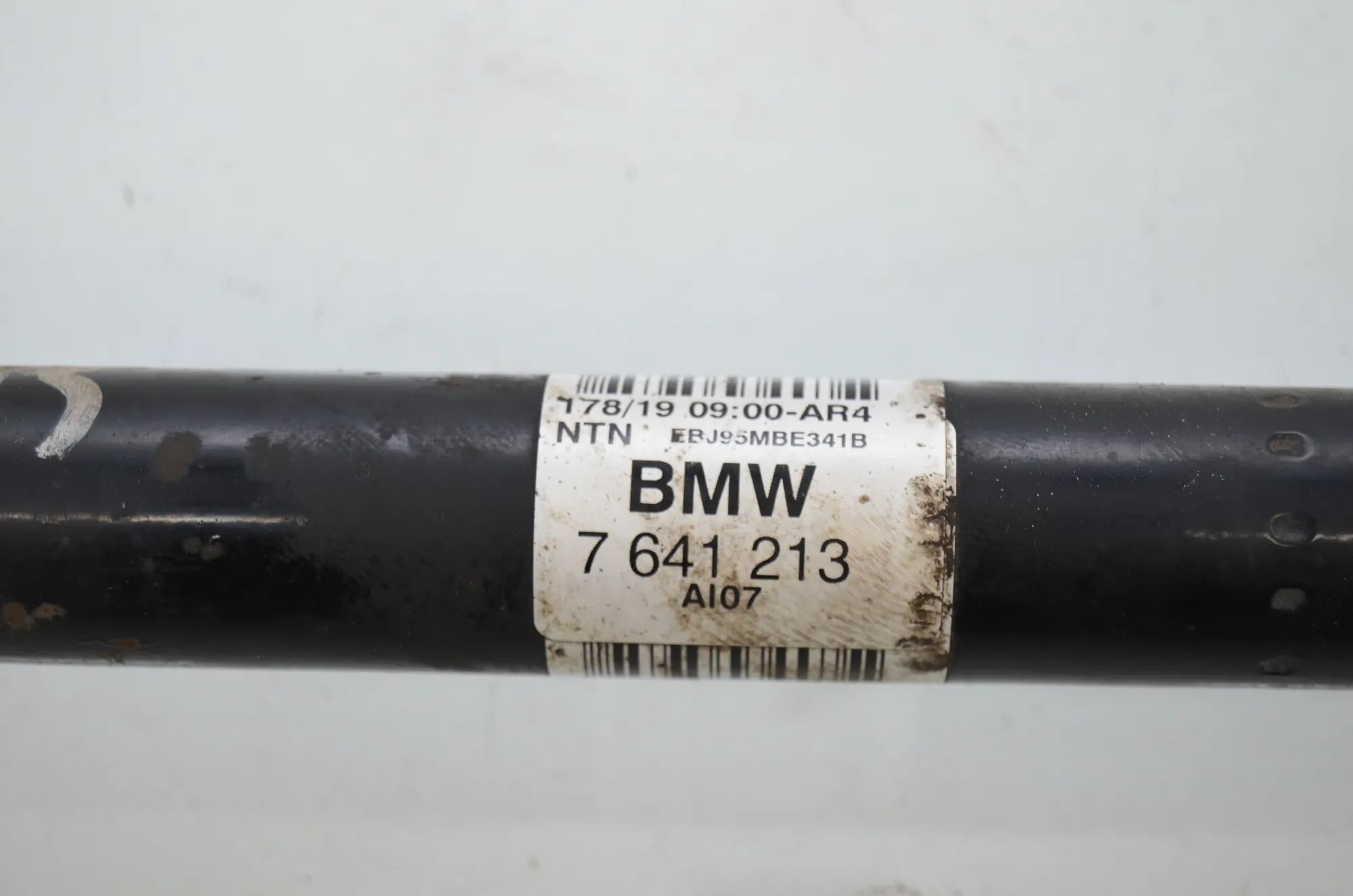 Rear Left Driveshaft – OEM 7641213 · BMW i3 (I01) s Range Extender 2019 – 4