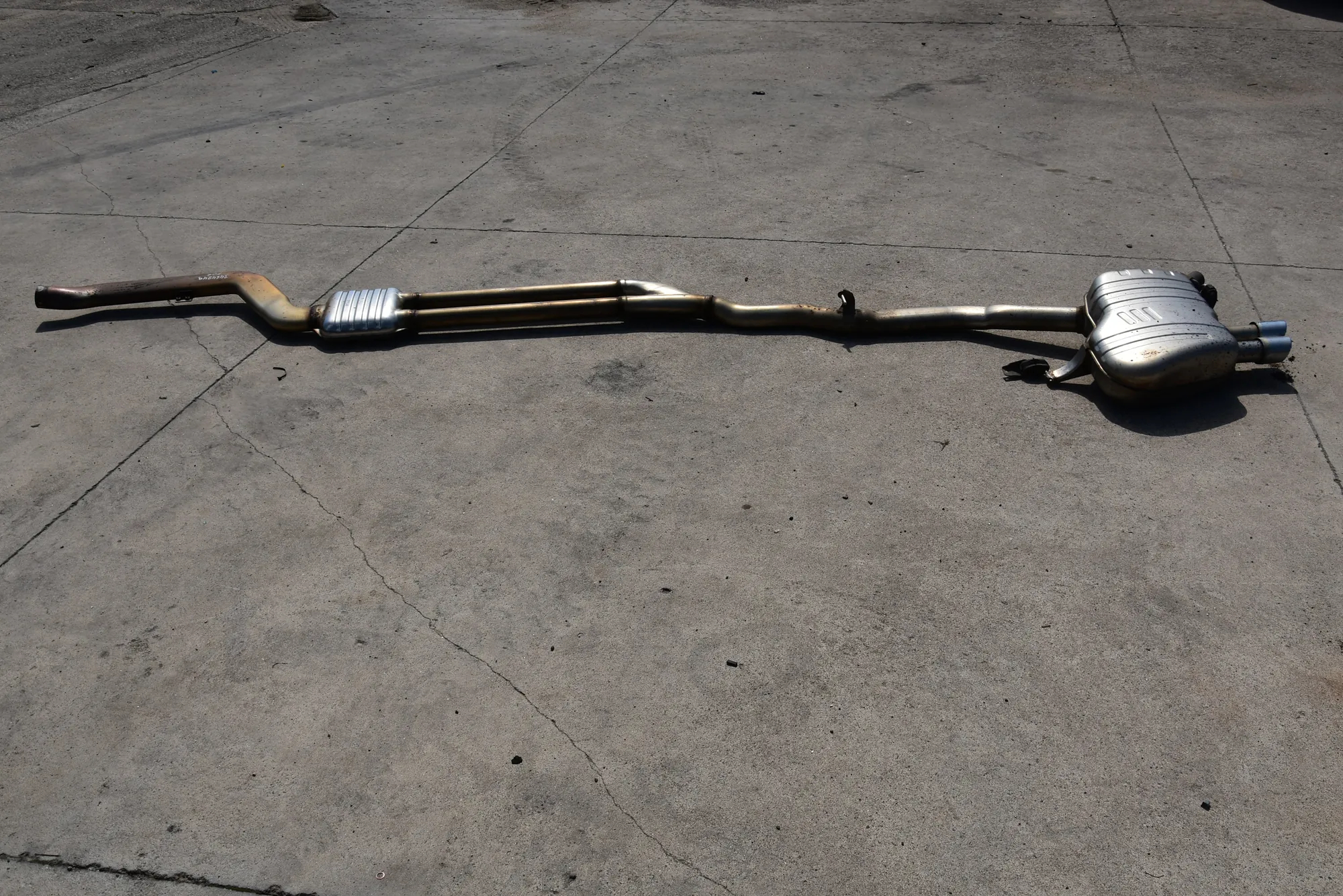 Exhaust – OEM 7807103 · BMW 7 (F01, F02) 730 d 2010
