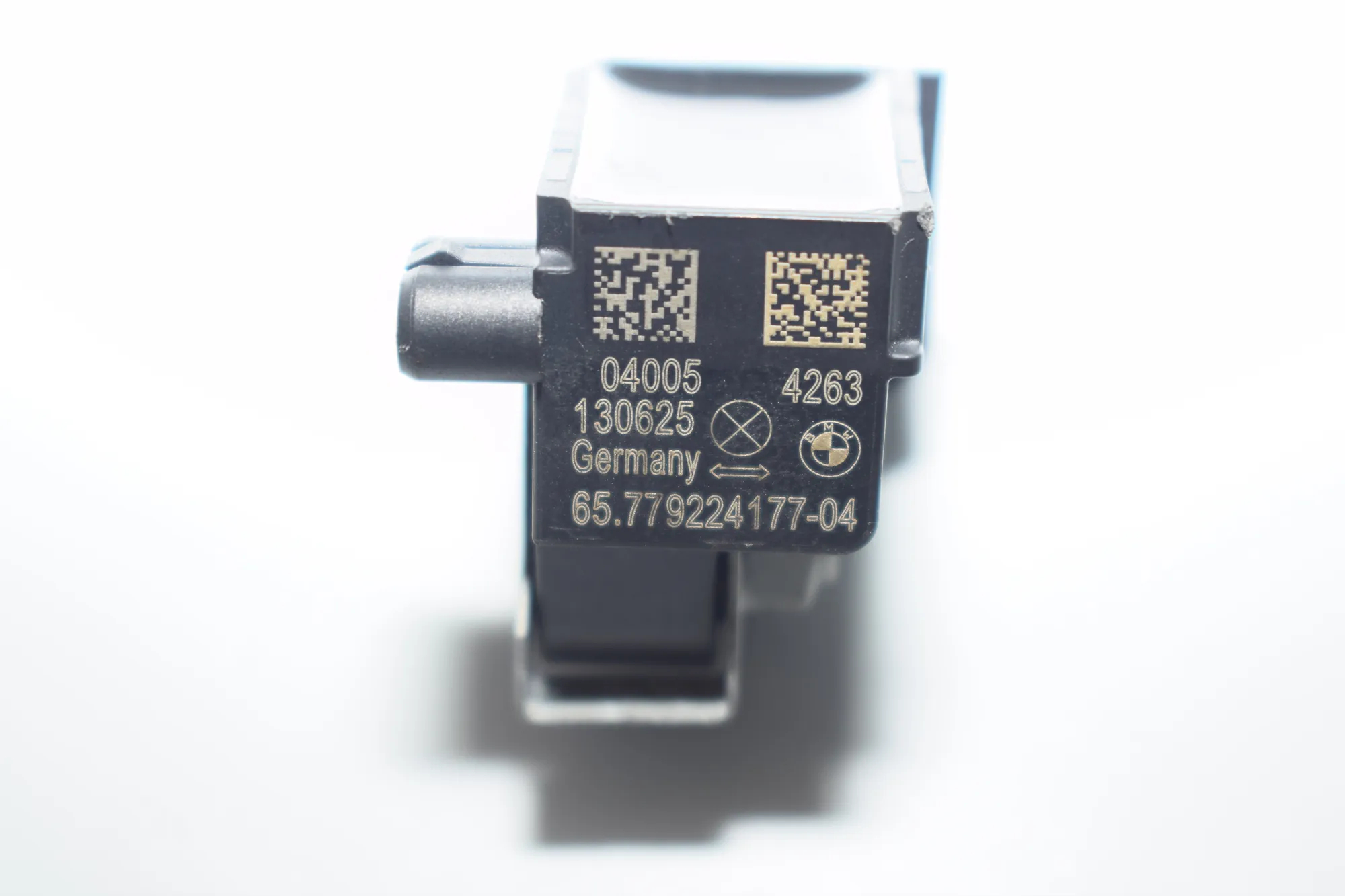 Right Side Impact Sensor – OEM 9224177 · BMW 5 Touring (F11) 530 d 2013 – 5