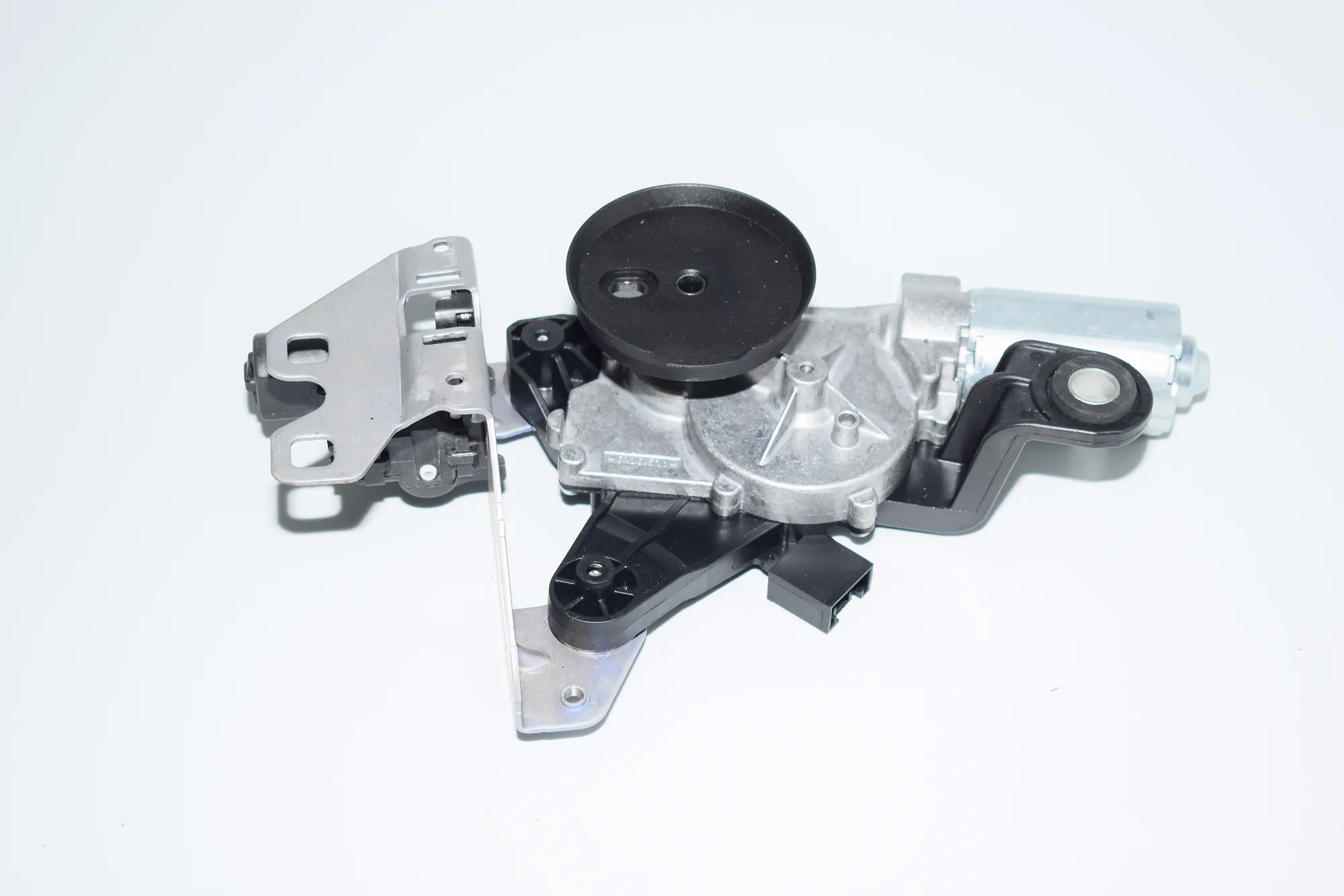 Tailgate Window Wiper Motor – OEM 7311415 · BMW 5 Touring (F11) 530 d 2013