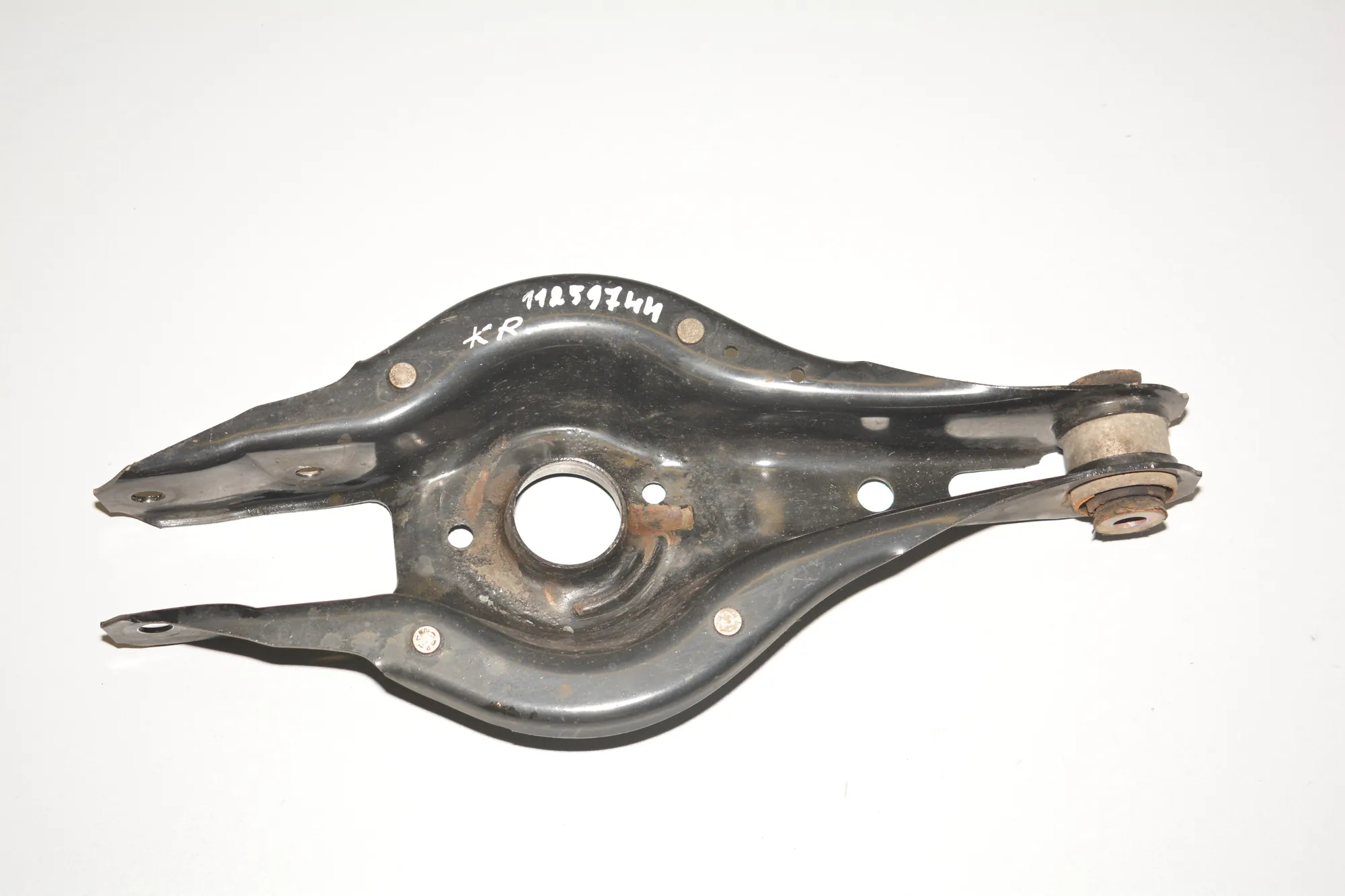 Rear Left Lower Control Arm – OEM 6792541 · BMW 3 (F30, F80) 328 i xDrive 2013 – 3