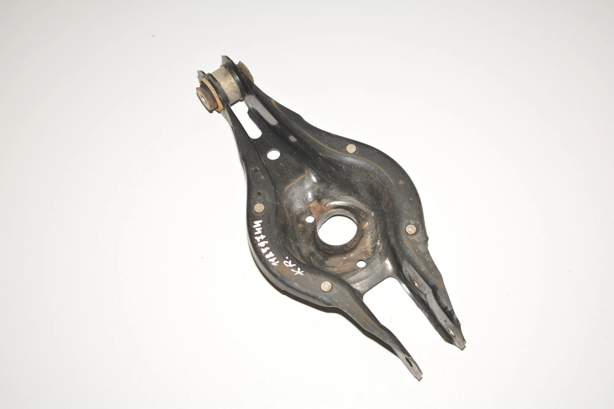 Rear Left Lower Control Arm – OEM 6792541 · BMW 3 (F30, F80) 328 i xDrive 2013 – 4