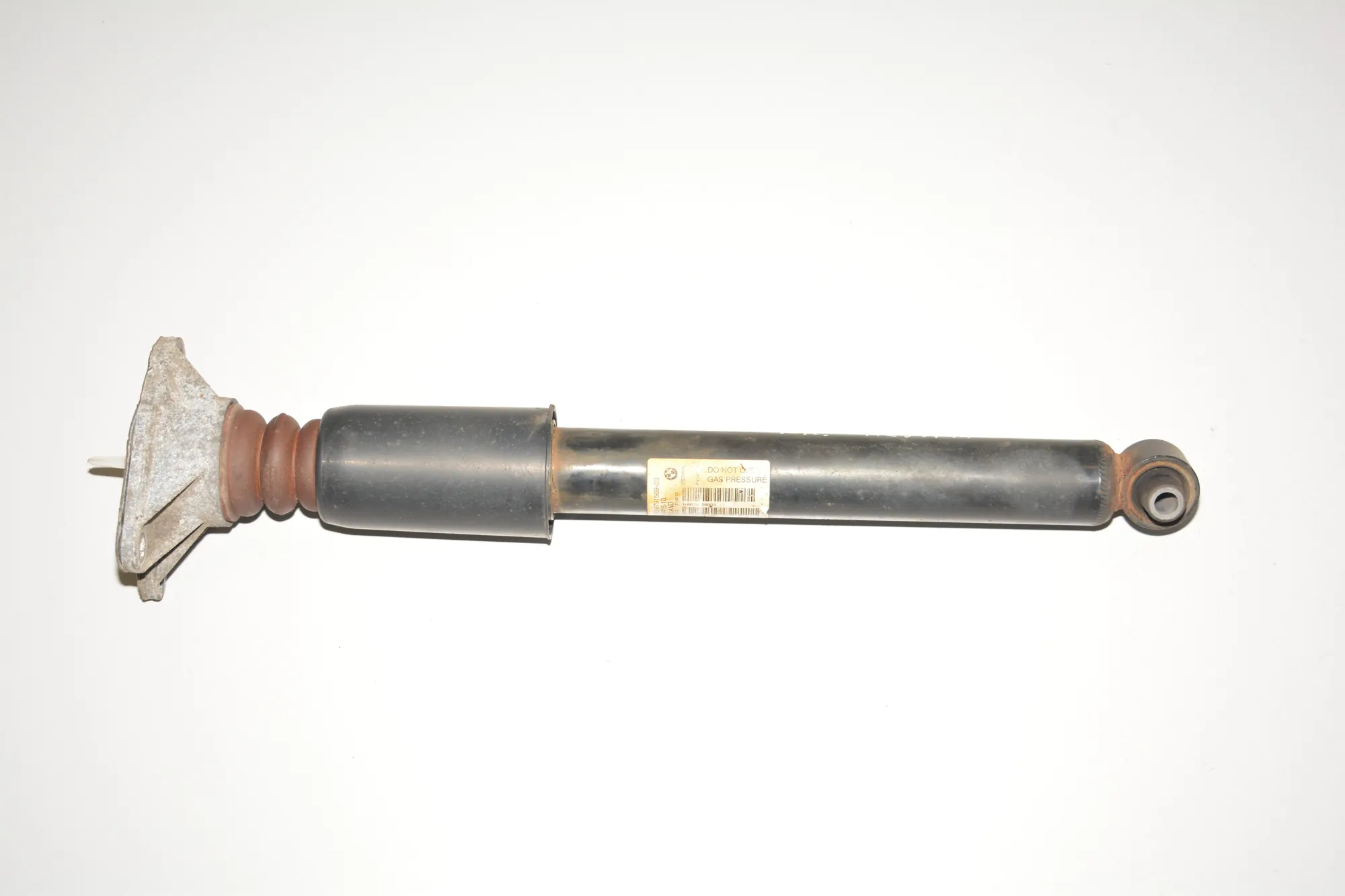 Rear Left Shock Absorber – OEM 6791569 · BMW 3 (F30, F80) 328 i xDrive 2013 – 2