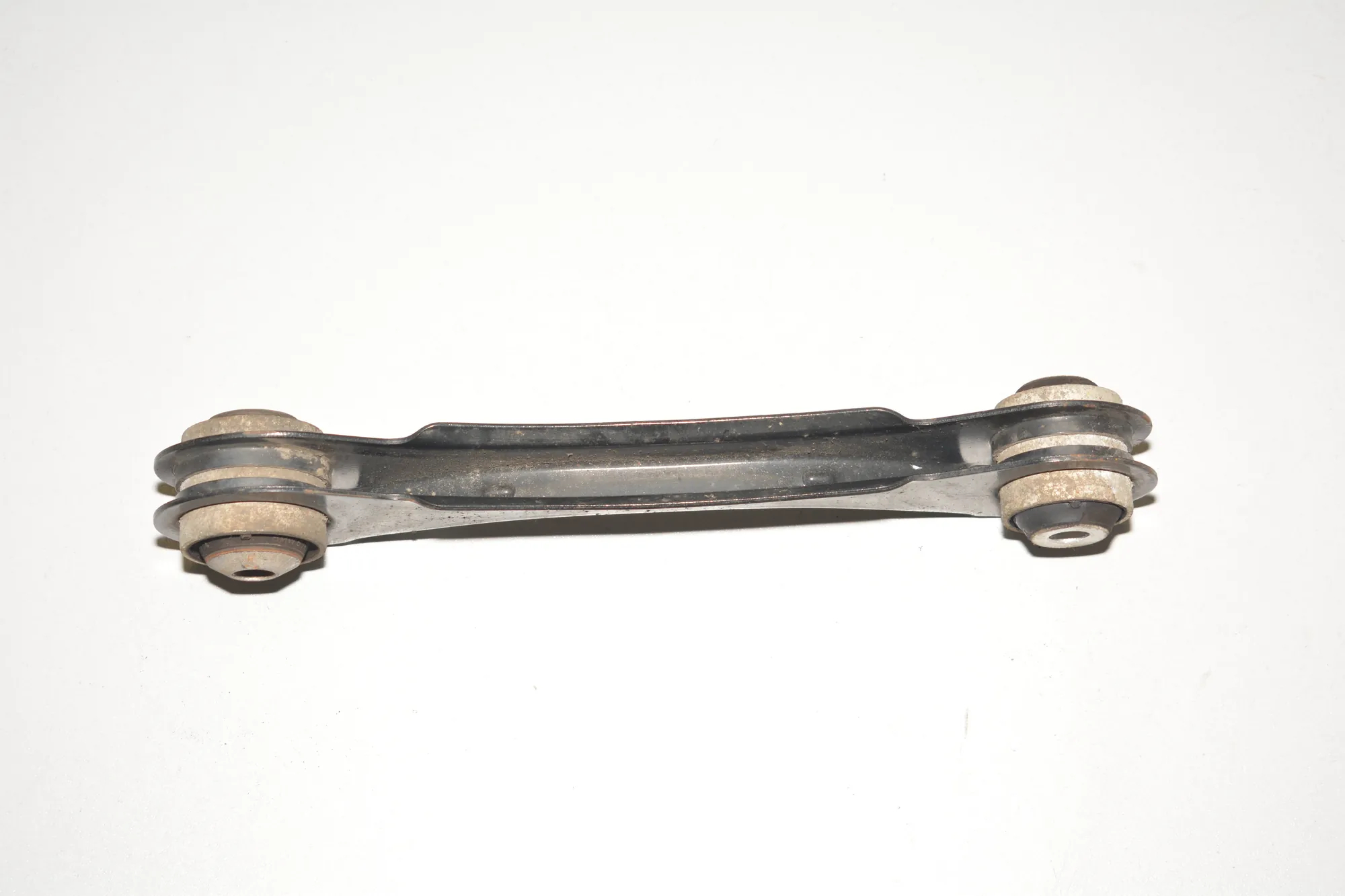 Rear Left Control Arm – OEM 6792539 · BMW 3 (F30, F80) 328 i xDrive 2013 – 3