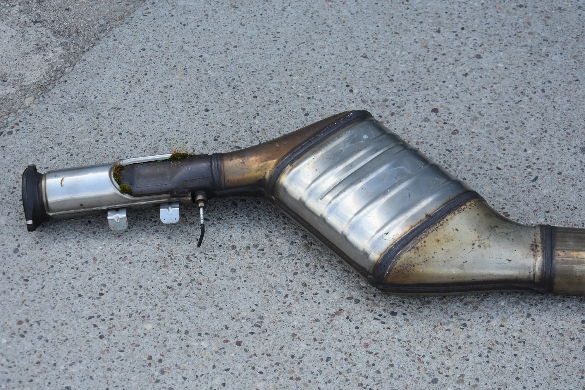 Exhaust – OEM 8572138 · BMW X5 (F15, F85) BMW X5 (F15, F85) xDrive 40 d 2013 – 2
