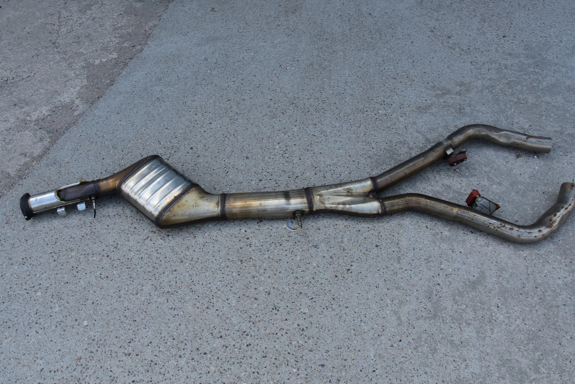Exhaust – OEM 8572138 · BMW X5 (F15, F85) BMW X5 (F15, F85) xDrive 40 d 2013
