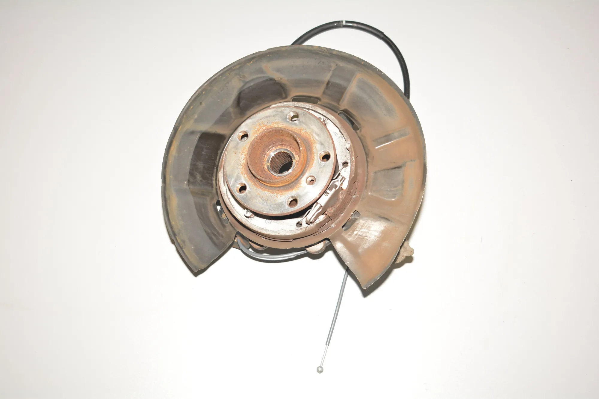 Rear Left Wheel Hub Spindle – OEM 6857640 · BMW 3 (F30, F80) 328 i xDrive 2013 – 3