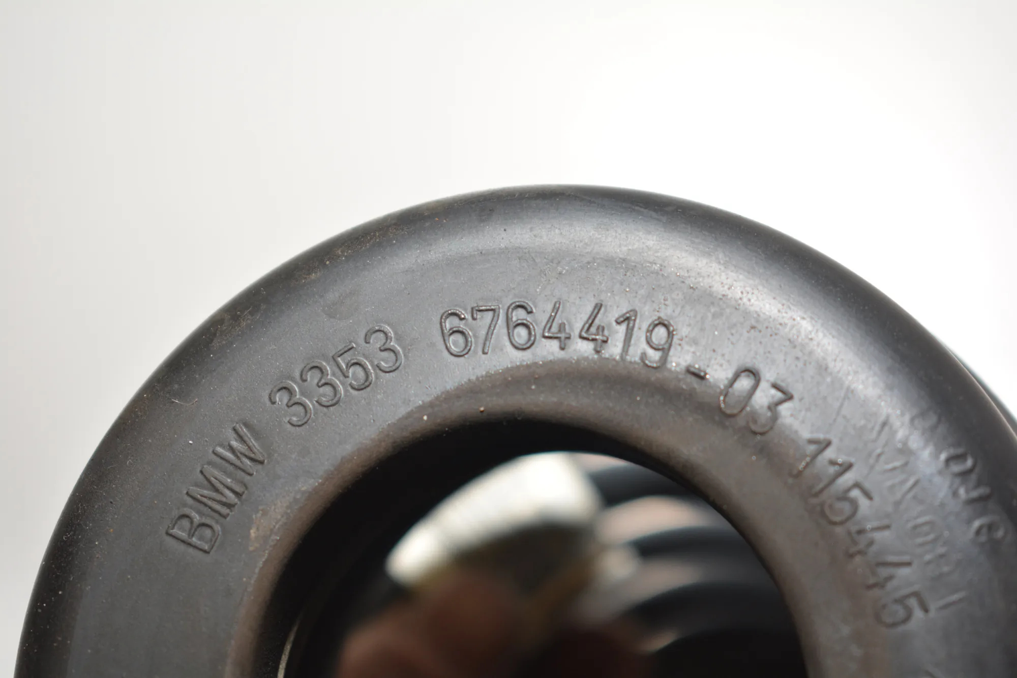 Rear Left Coil Spring – OEM 6764419 · BMW 3 (F30, F80) 328 i xDrive 2013 – 5