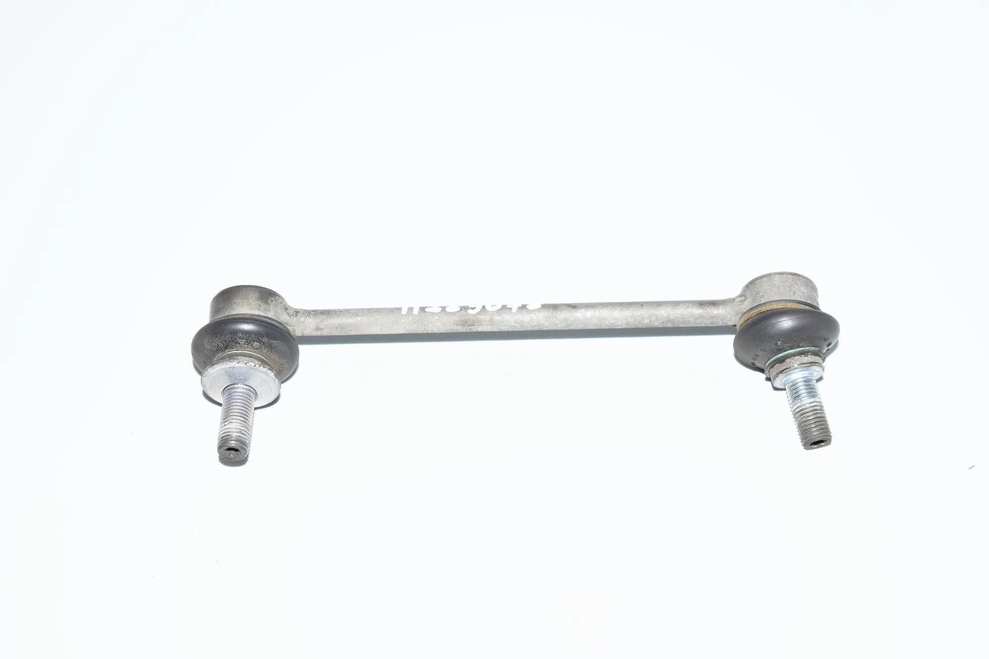 Rear Left Stabilizer Link – OEM 6786429 · BMW 5 Touring (F11) 530 d 2013 – 2