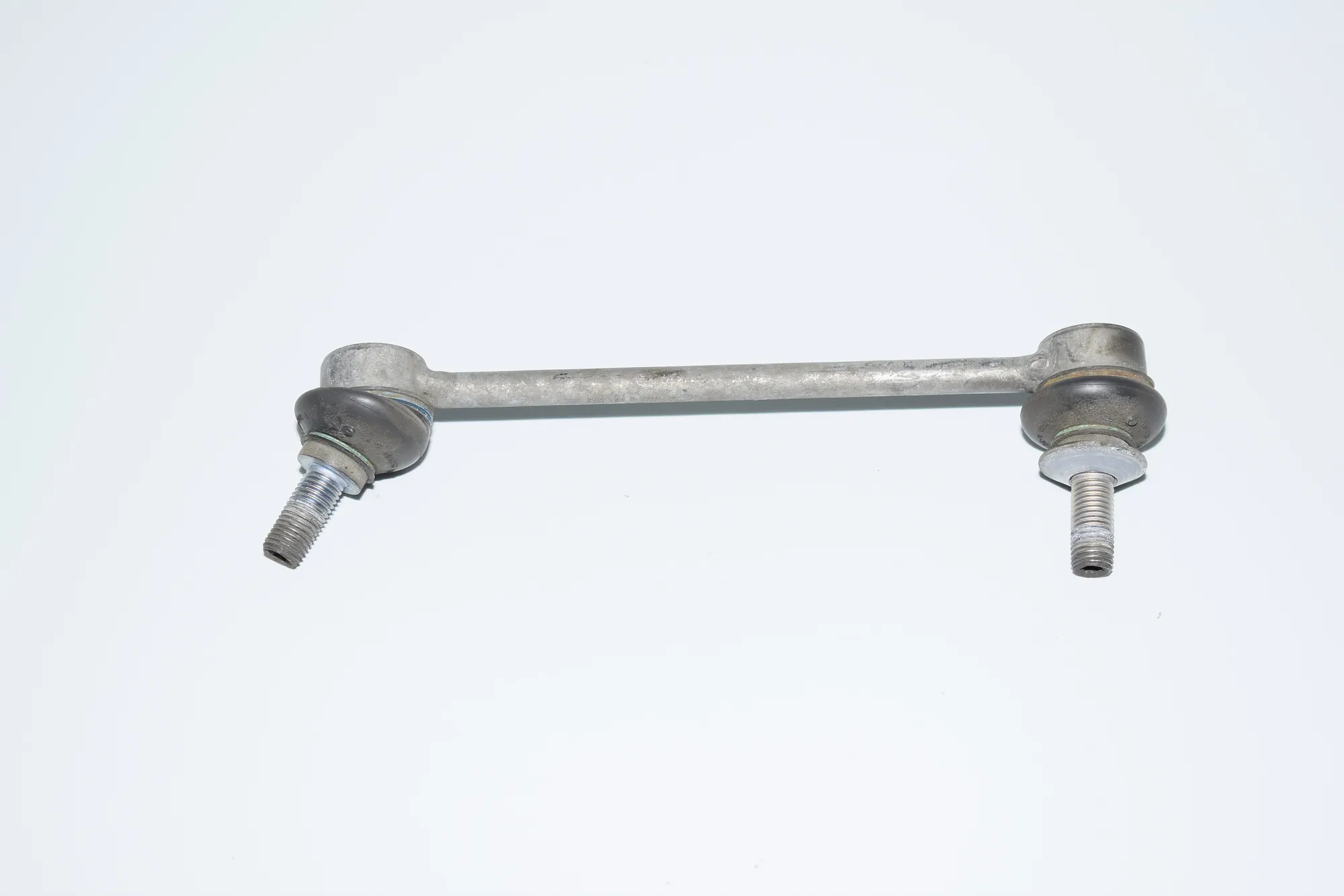 Rear Right Stabilizer Link – OEM 6786429 · BMW 5 Touring (F11) 530 d 2013 – 2