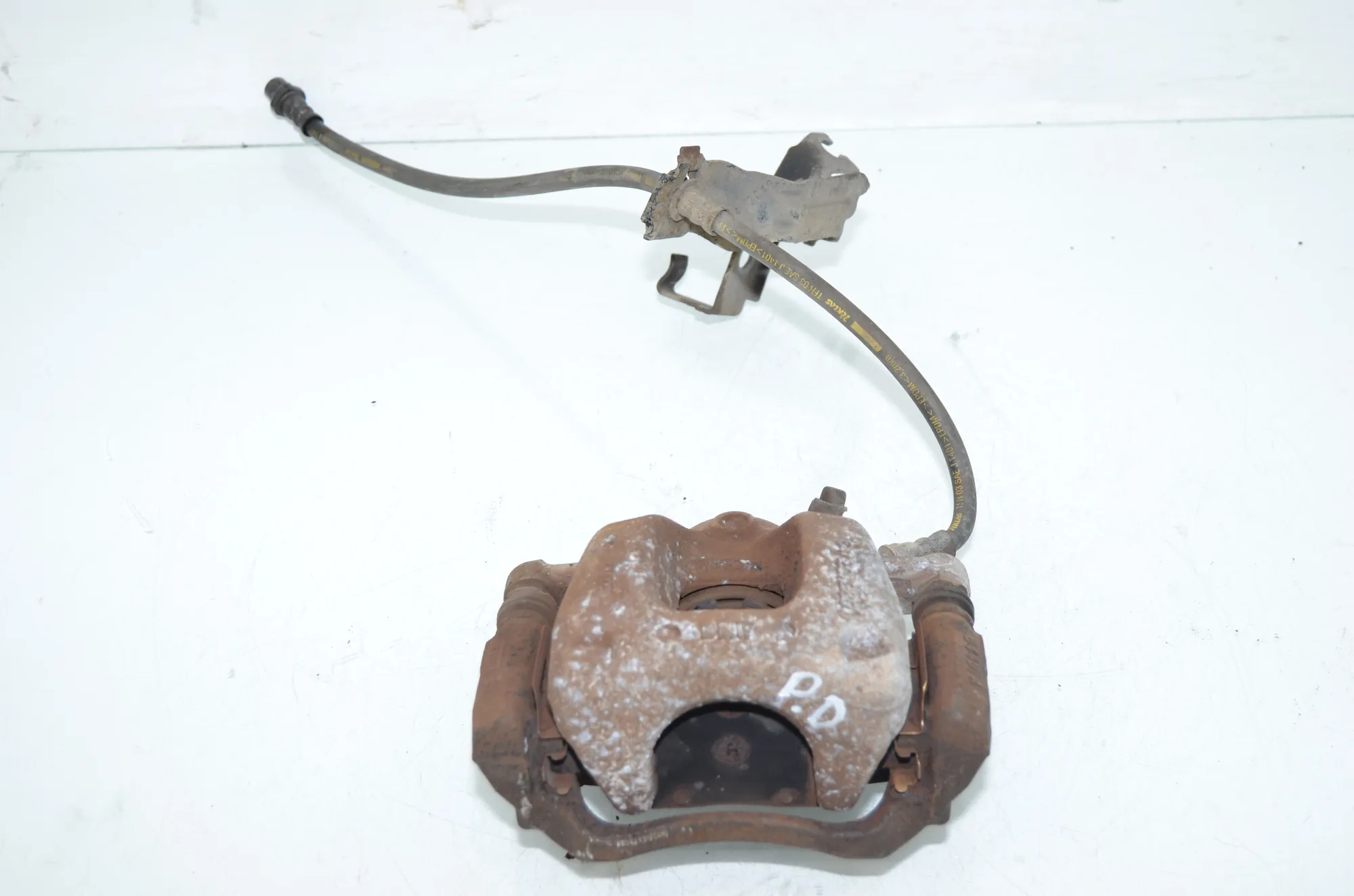 Front Right Brake Caliper – OEM 6860270 · BMW i3 (I01) s Range Extender 2019