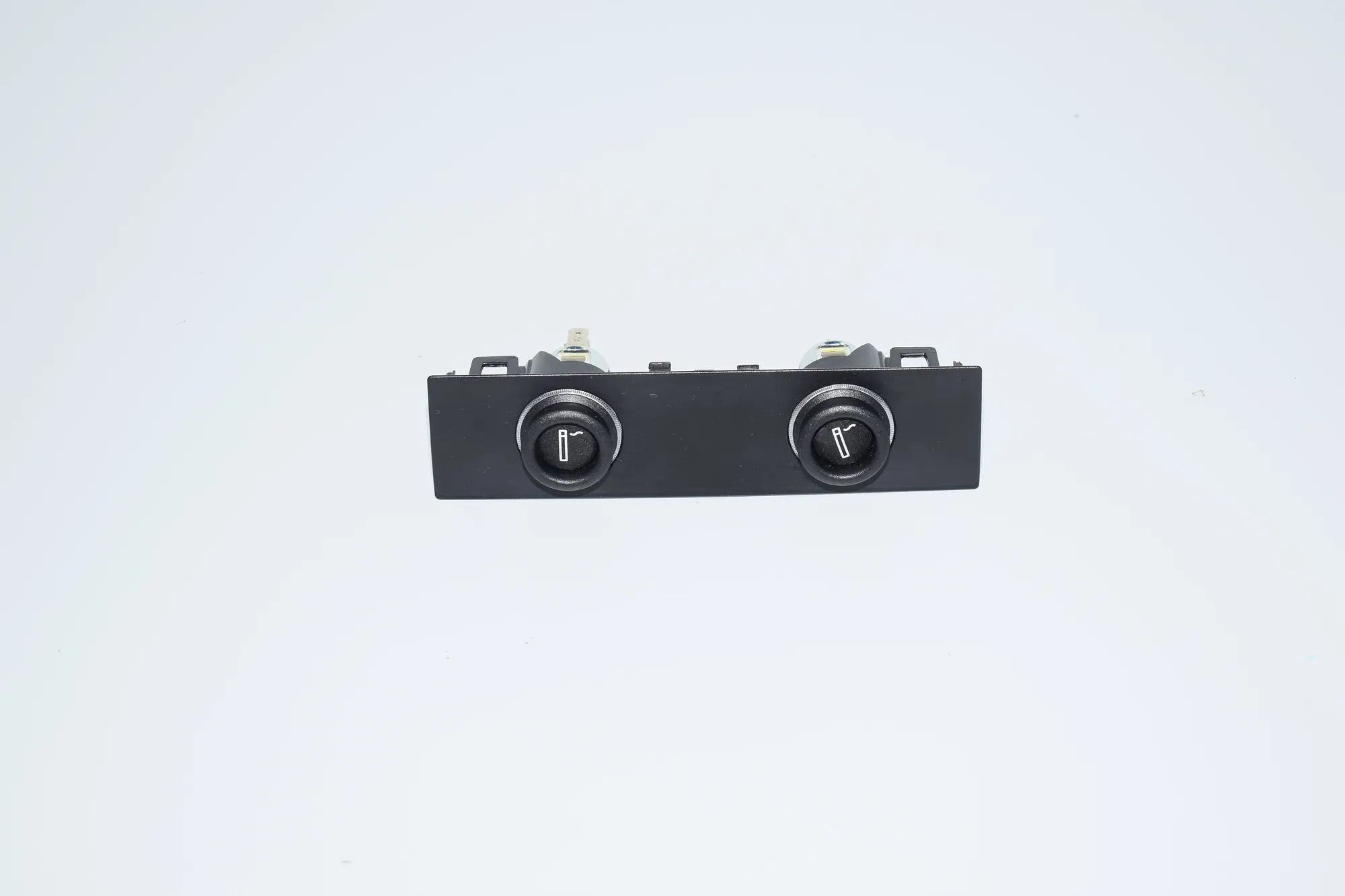 Other Interior Parts – OEM 9252009 · BMW X6 (F16, F86) BMW X6 (F16, F86) xDrive 30 d 2015