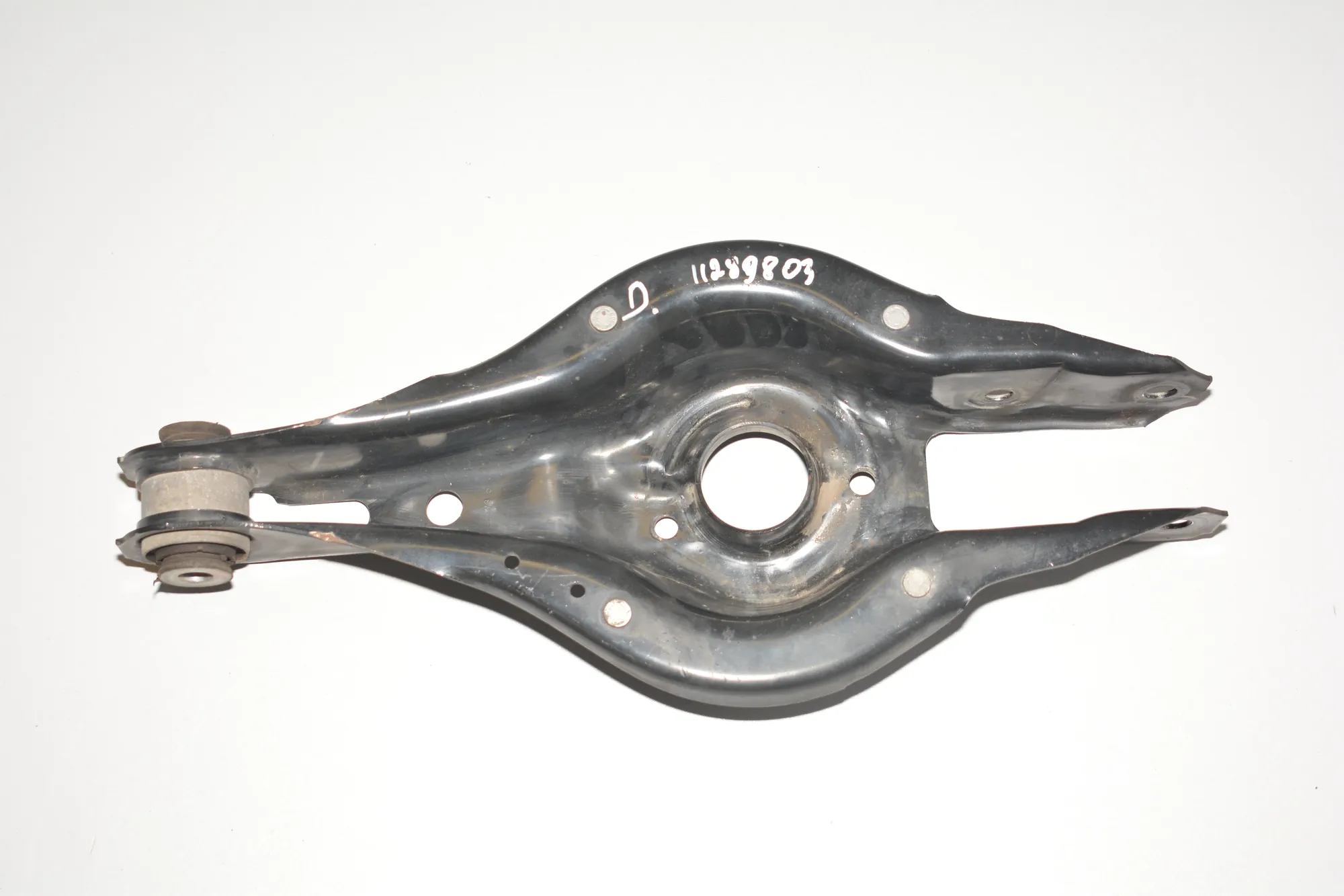 Rear Right Lower Control Arm – OEM 6867540 · BMW 4 Coupe (F32, F82) 428 i xDrive 2015