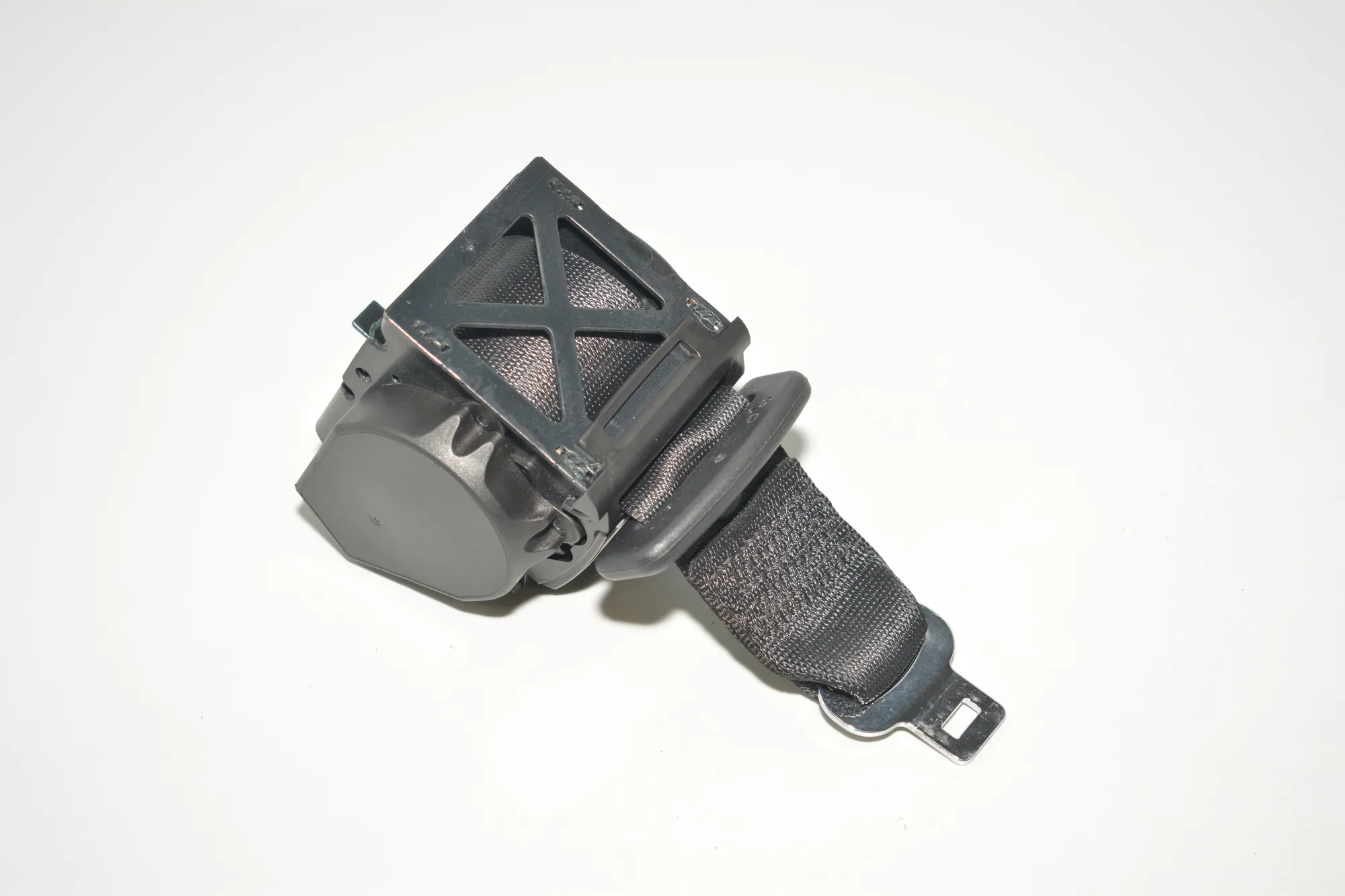 Rear Middle Seatbelt – OEM 7259396 · BMW 3 (F30, F80) 328 i xDrive 2013 – 4