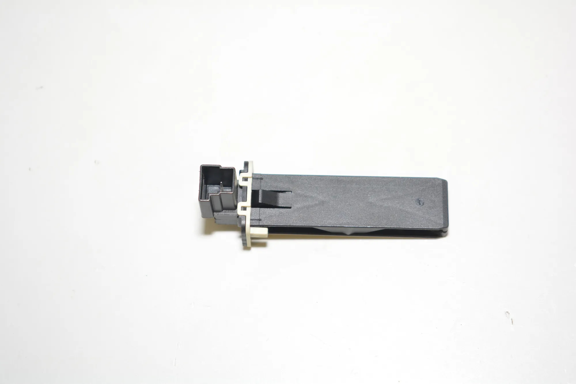 Temperature Sensor – OEM 9238085 · BMW 3 (F30, F80) 328 i xDrive 2013 – 2