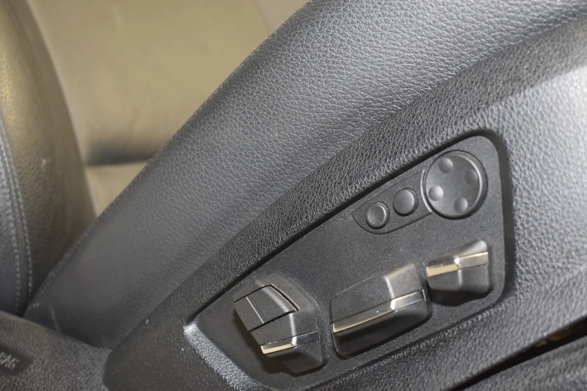 Seat set · BMW 5 Touring (F11) 530 d xDrive 2011 – 12