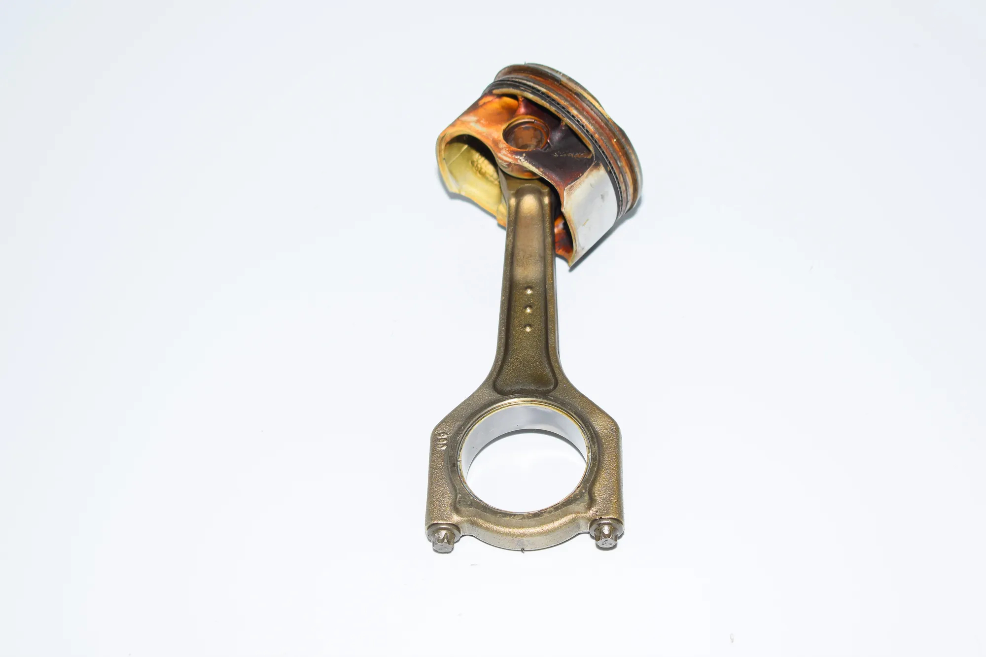 Piston · BMW 5 (E60) BMW 5 (E60) 525 i 2006 – 4
