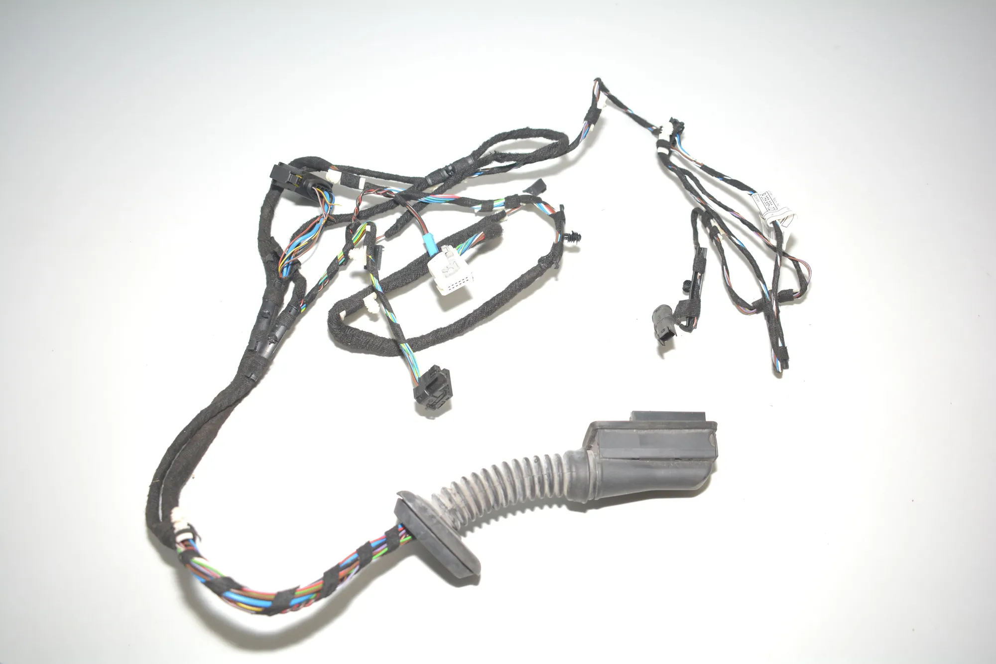 Front Left Door Wiring – OEM 9259986 · BMW 3 (F30, F80) 328 i 2011 – 2