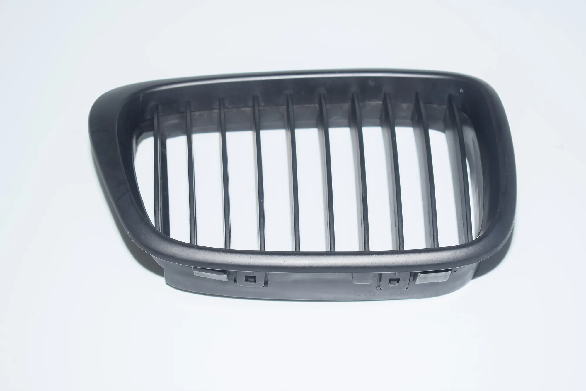 Front Right Grill · BMW 5 Touring (E39) BMW 5 Touring (E39) 2000