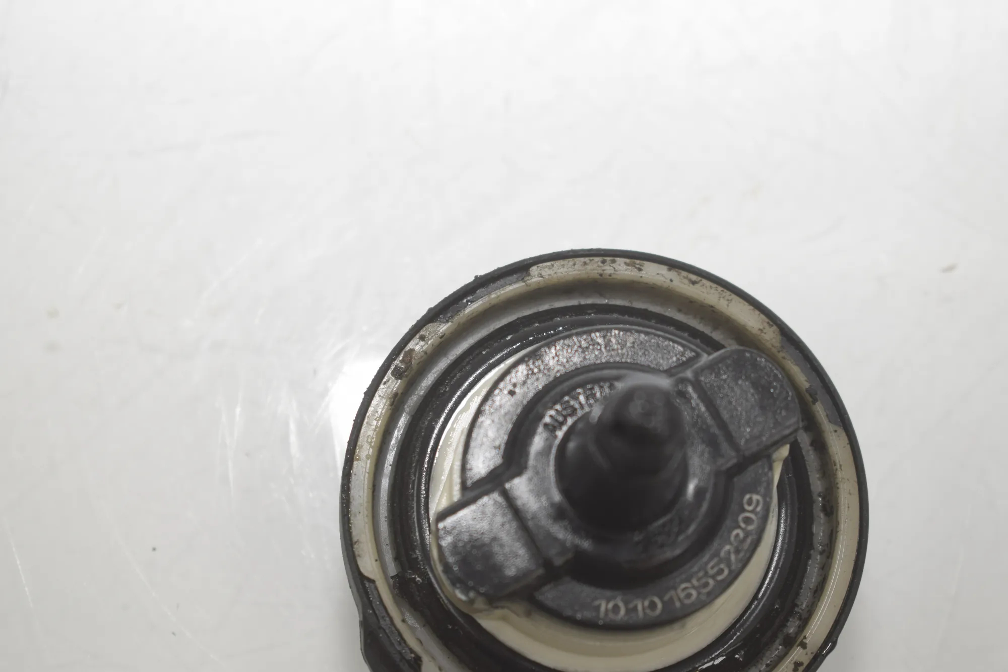 Fuel Tank Cap – OEM 7482901 · BMW 4 Gran Coupe (F36) 430 d 2016 – 4