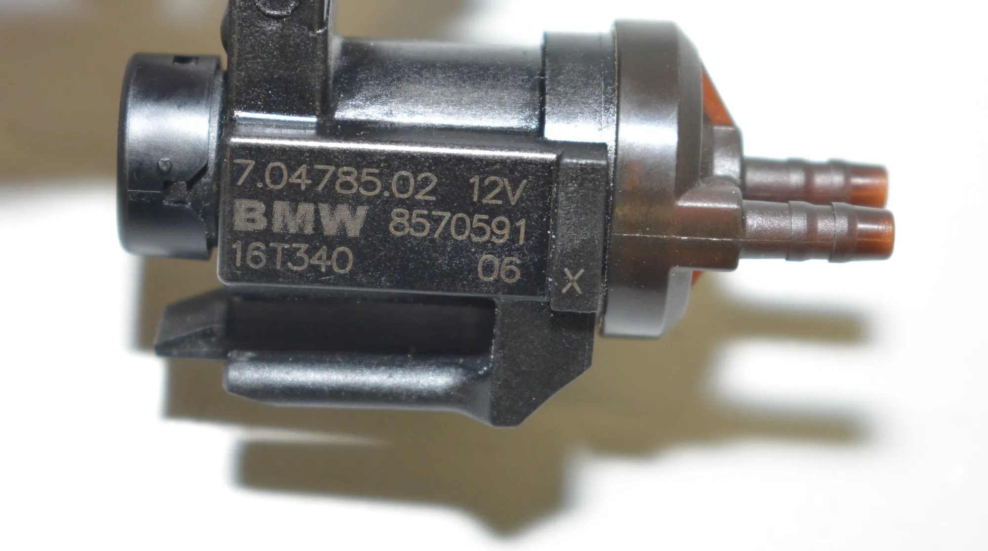 Solenoid Valve – OEM 8570591 · BMW 5 (G30) (2016 -) 530 d xDrive (2016 -, 3.0 L, 195 kW) 2016 – 4