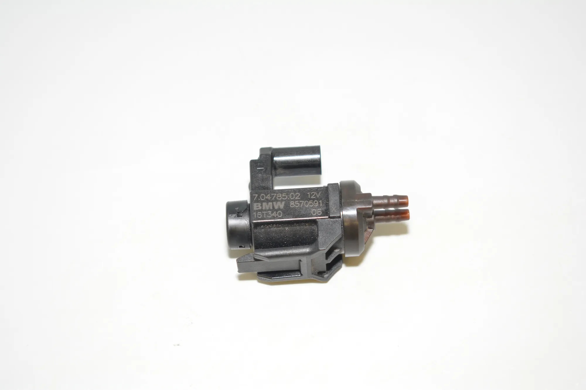Solenoid Valve – OEM 8570591 · BMW 5 (G30) (2016 -) 530 d xDrive (2016 -, 3.0 L, 195 kW) 2016 – 2