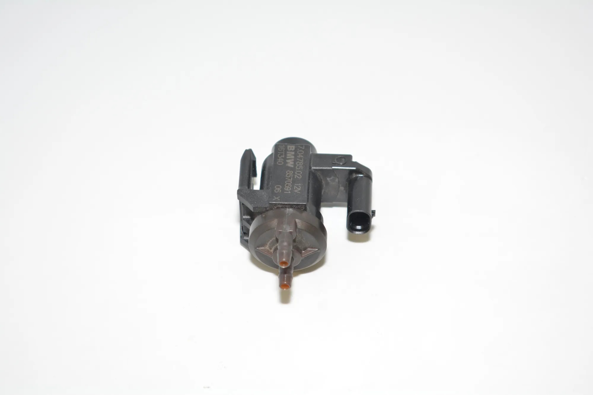Solenoid Valve – OEM 8570591 · BMW 5 (G30) (2016 -) 530 d xDrive (2016 -, 3.0 L, 195 kW) 2016 – 2