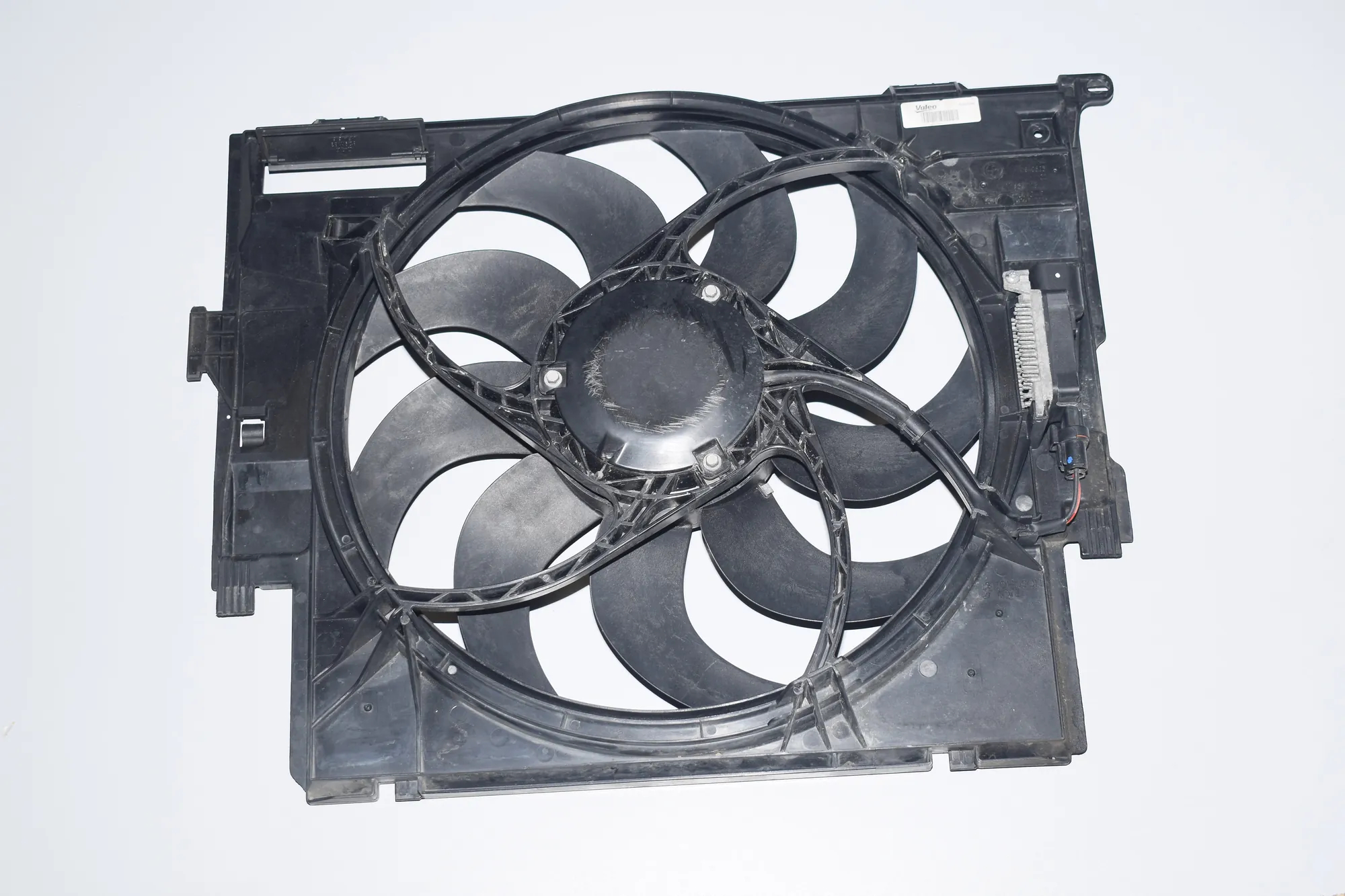A/C Air Condition Fan – OEM 7640508 · BMW 3 (F30, F80) BMW 3 (F30, F80) 2014