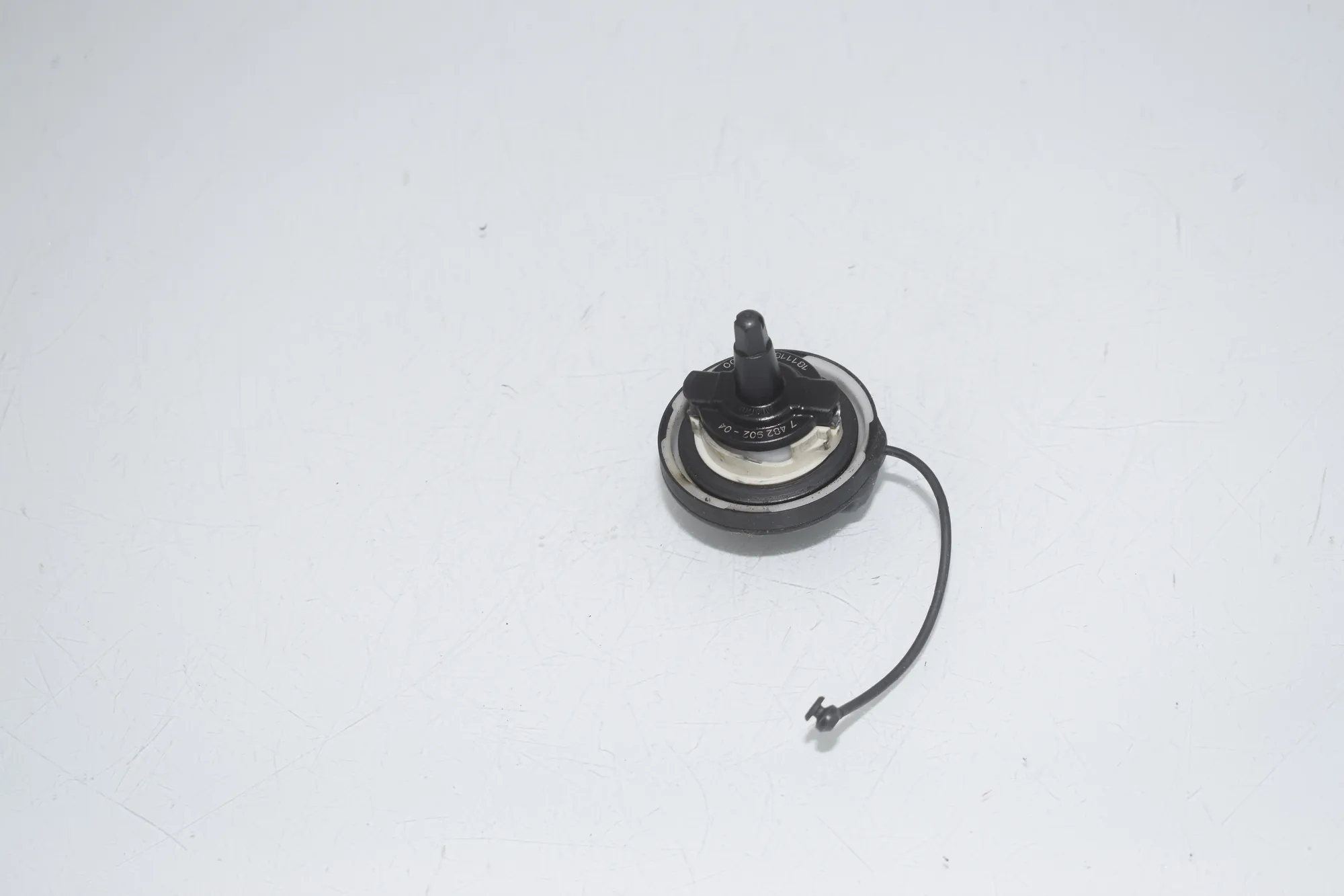 Fuel Tank Cap – OEM 7402902 · BMW 2 Gran Tourer (F46) 216 i 2018 – 2