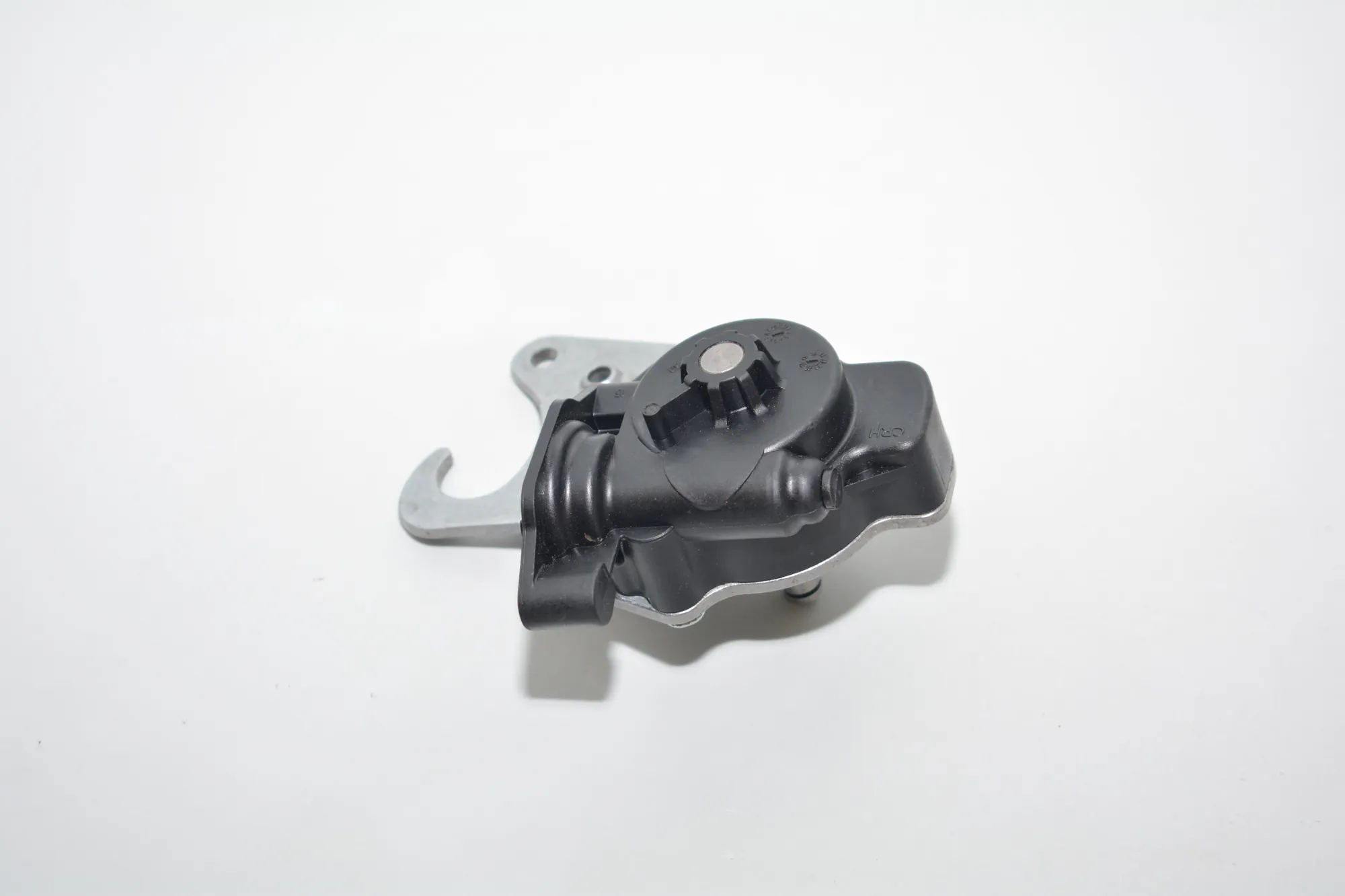Front Left Seat Control Motor – OEM P0-11585-02 · BMW 3 (E90) BMW 3 (E90) 325 d 2007 – 3