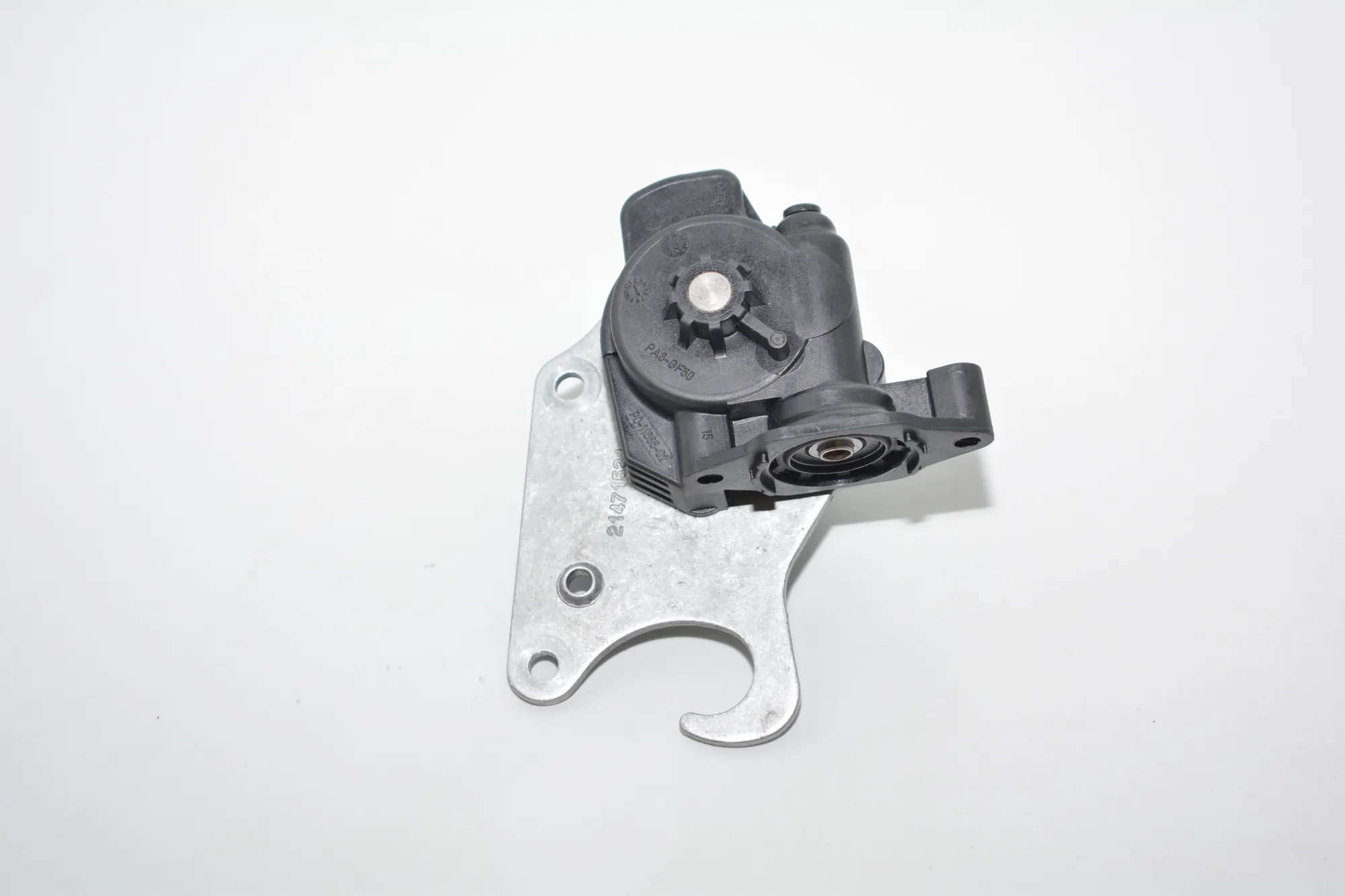 Front Left Seat Control Motor – OEM P0-11585-02 · BMW 3 (E90) BMW 3 (E90) 325 d 2007 – 2