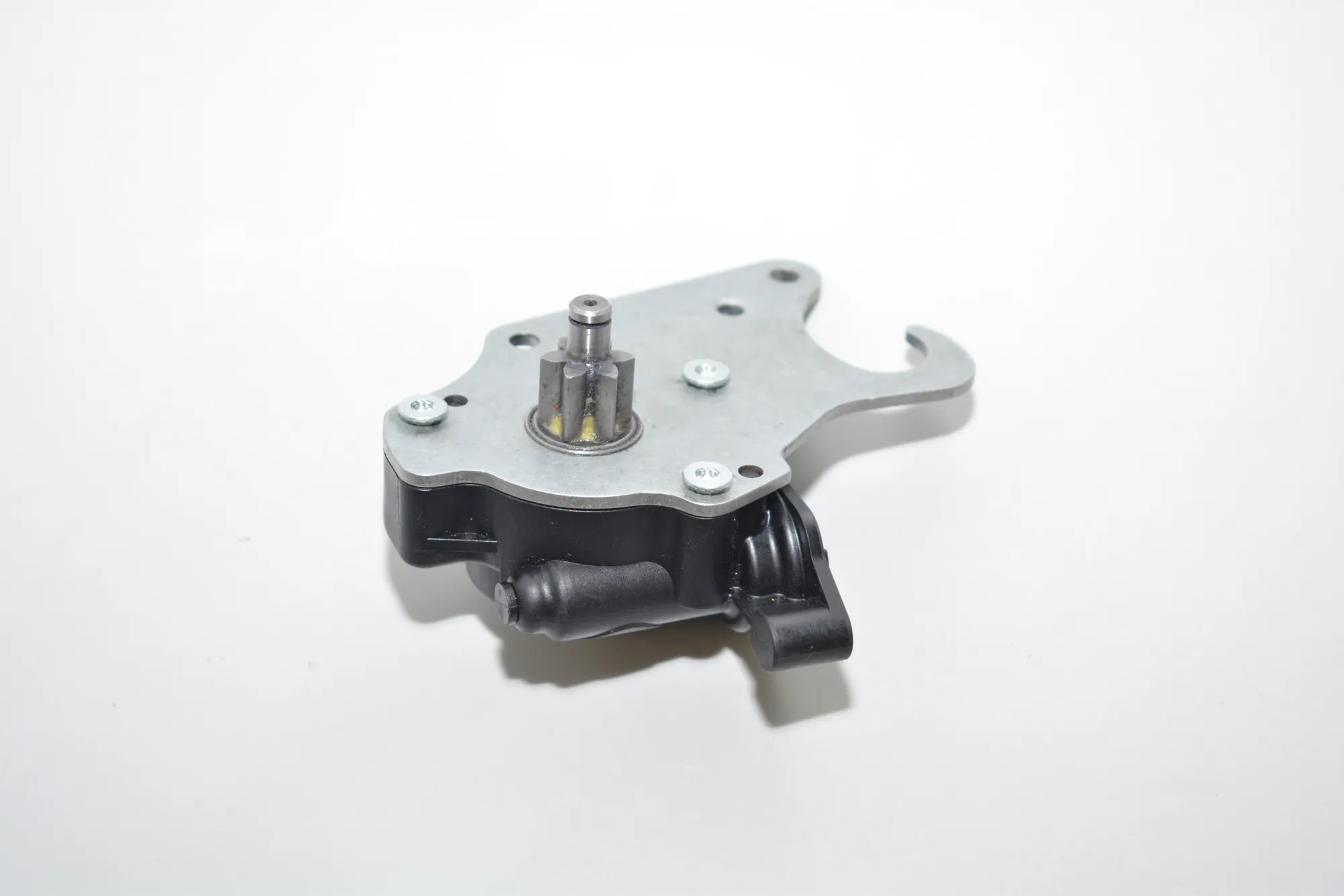 Front Left Seat Control Motor – OEM P0-11585-02 · BMW 3 (E90) BMW 3 (E90) 325 d 2007 – 5
