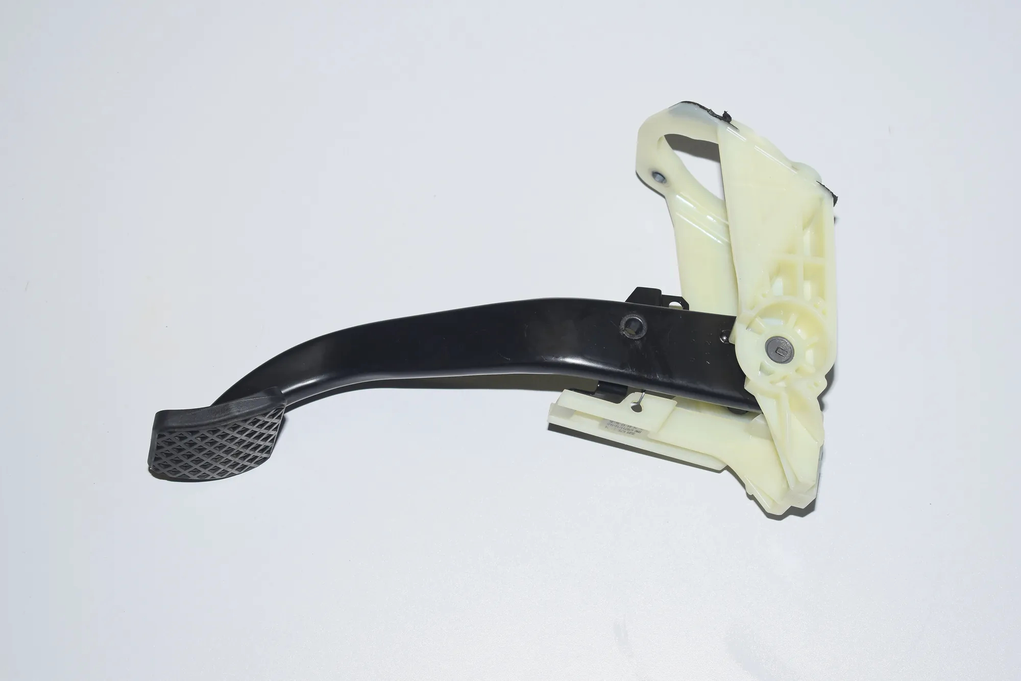Brake Pedal – OEM 6798596 · BMW 3 (F30, F80) 328 i 2012