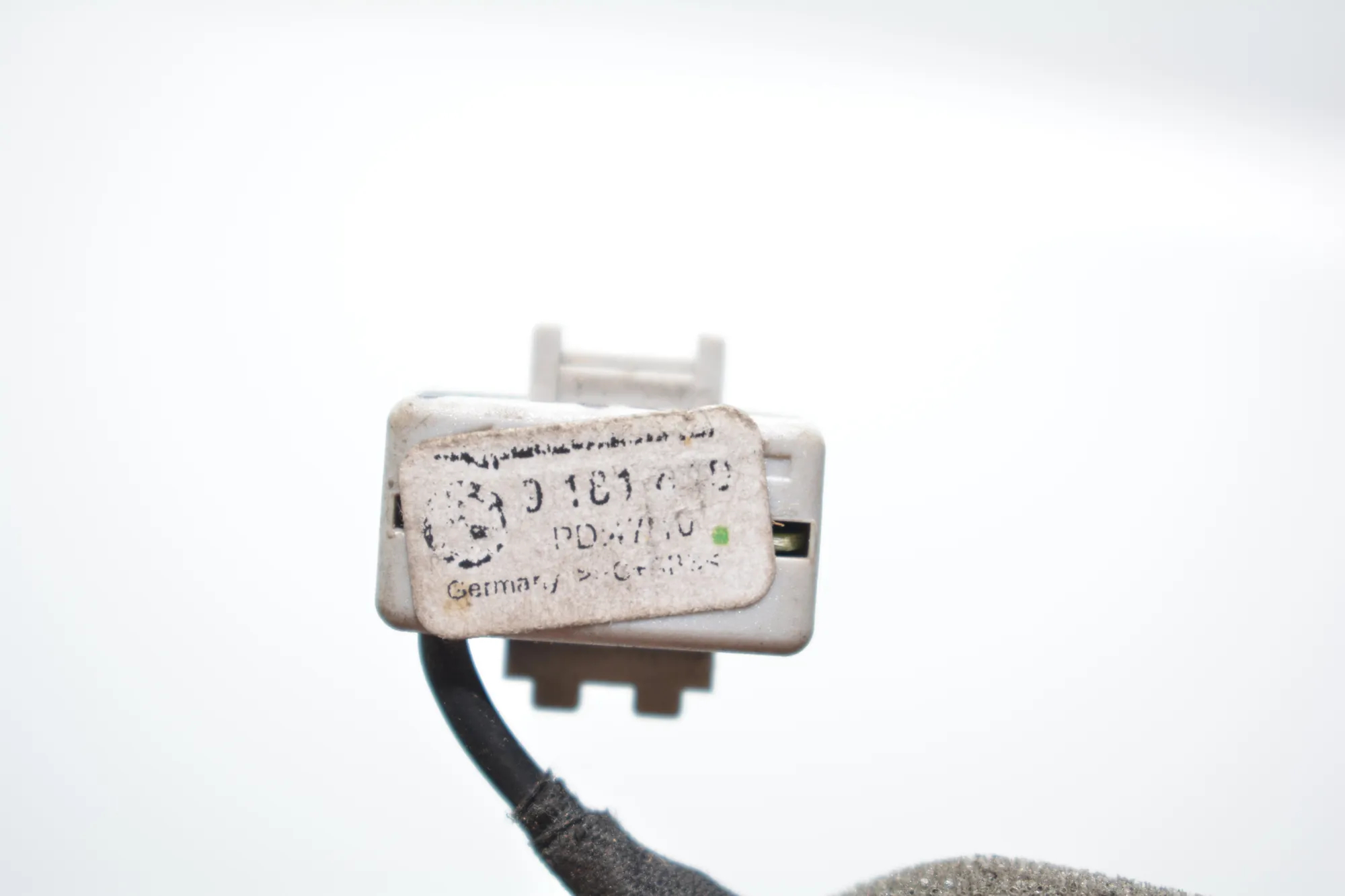 Microphone – OEM 9181410 · BMW 5 (F10) BMW 5 (F10) 520 d 2010 – 5