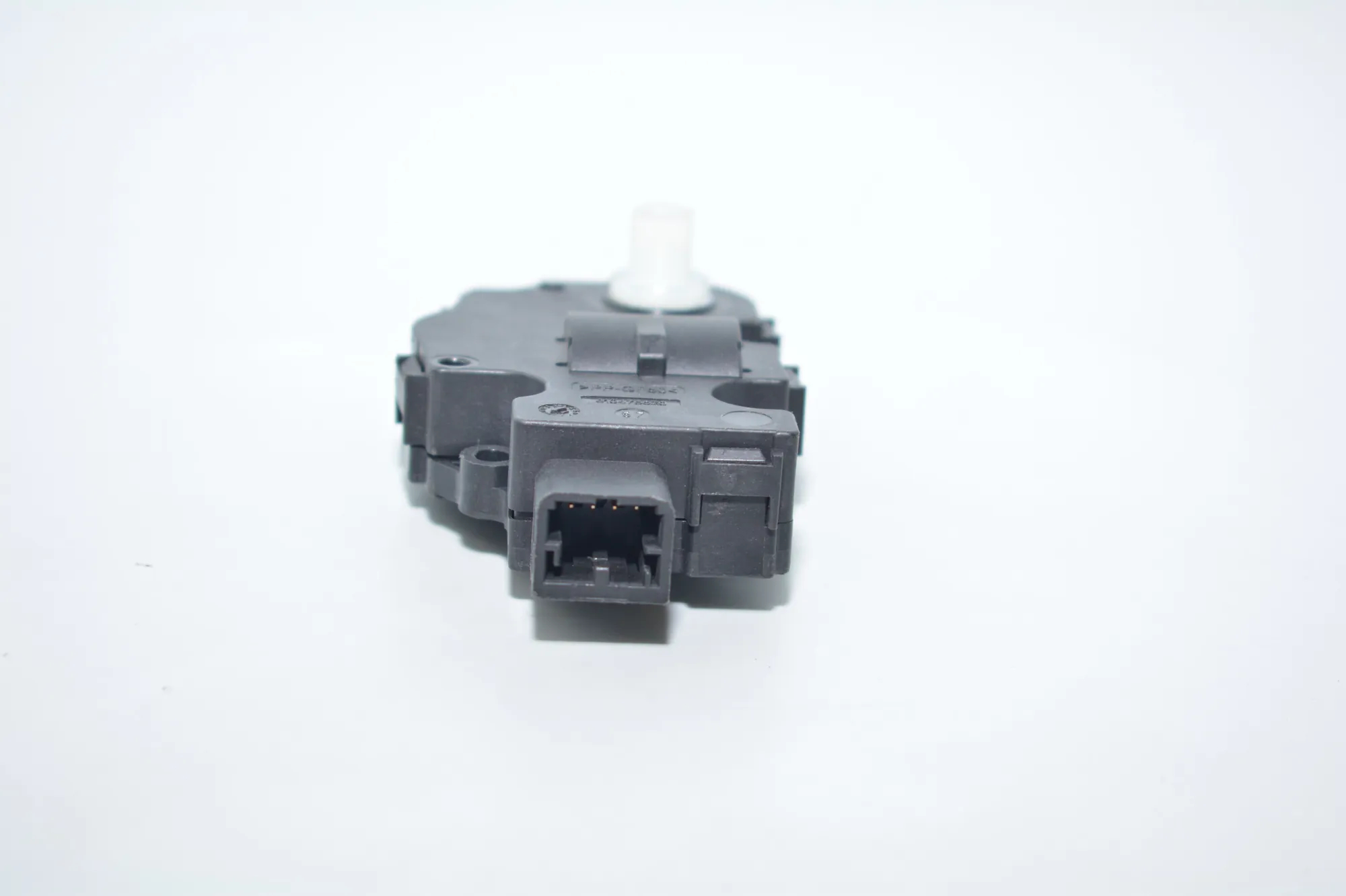 Other Control Units – OEM K9749007 · BMW 5 Touring (F11) BMW 5 Touring (F11) 518 d 2014 – 5