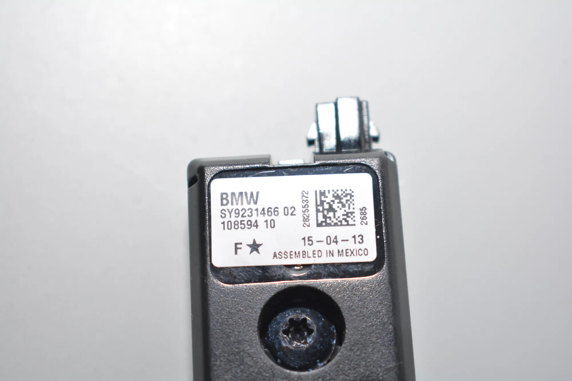 Antenna – OEM 9231466 · BMW 3 (F30, F80) 330 d xDrive 2013 – 4