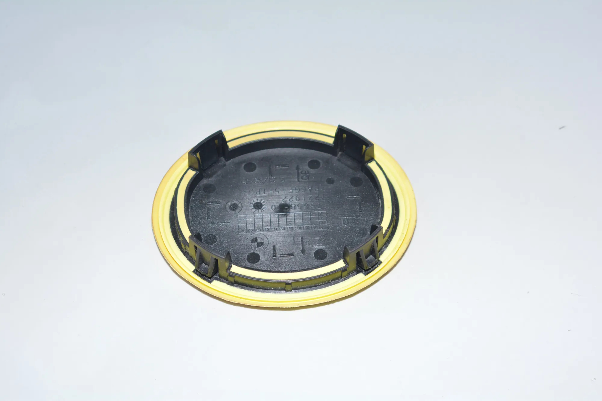 Other Body Parts – OEM 7221922 · BMW 3 (F30, F80) 330 d xDrive 2013 – 4