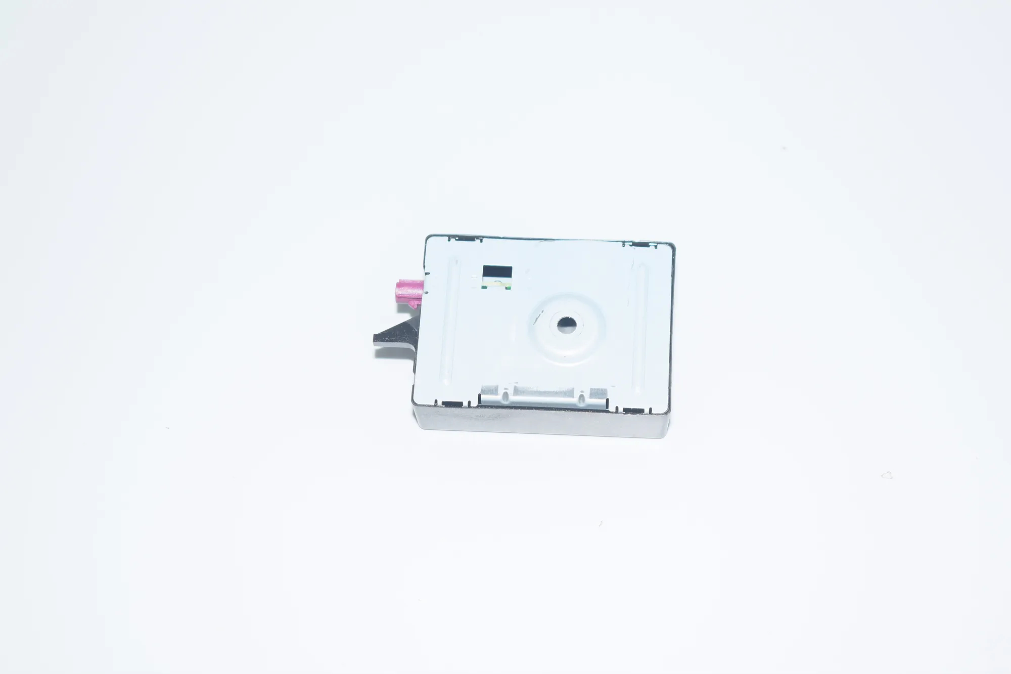 Antenna – OEM 9230911 · BMW 3 (F30, F80) 328 i 2012 – 3
