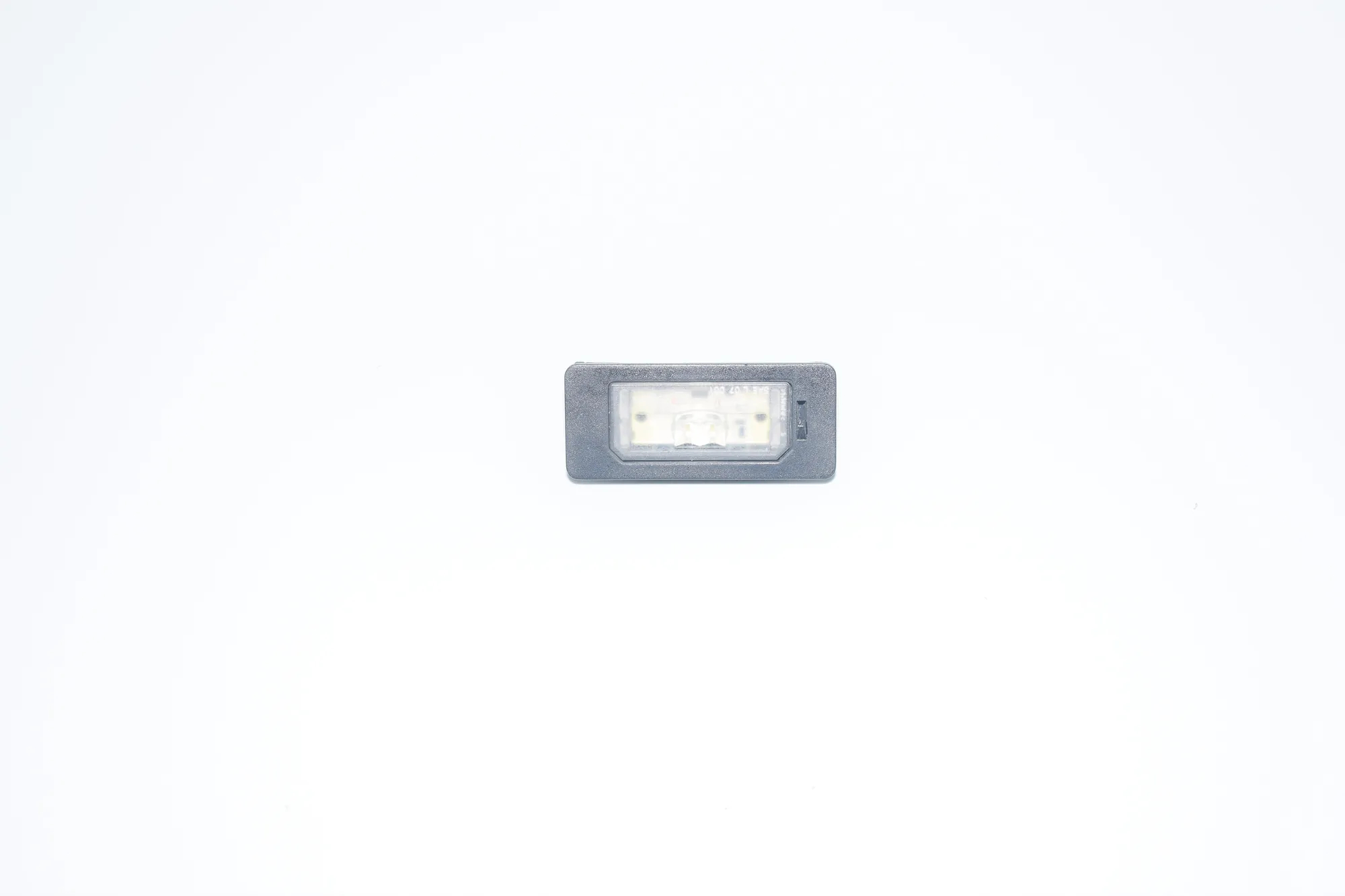 License Plate Lights – OEM 7193293 · BMW 3 (F30, F80) 328 i 2012