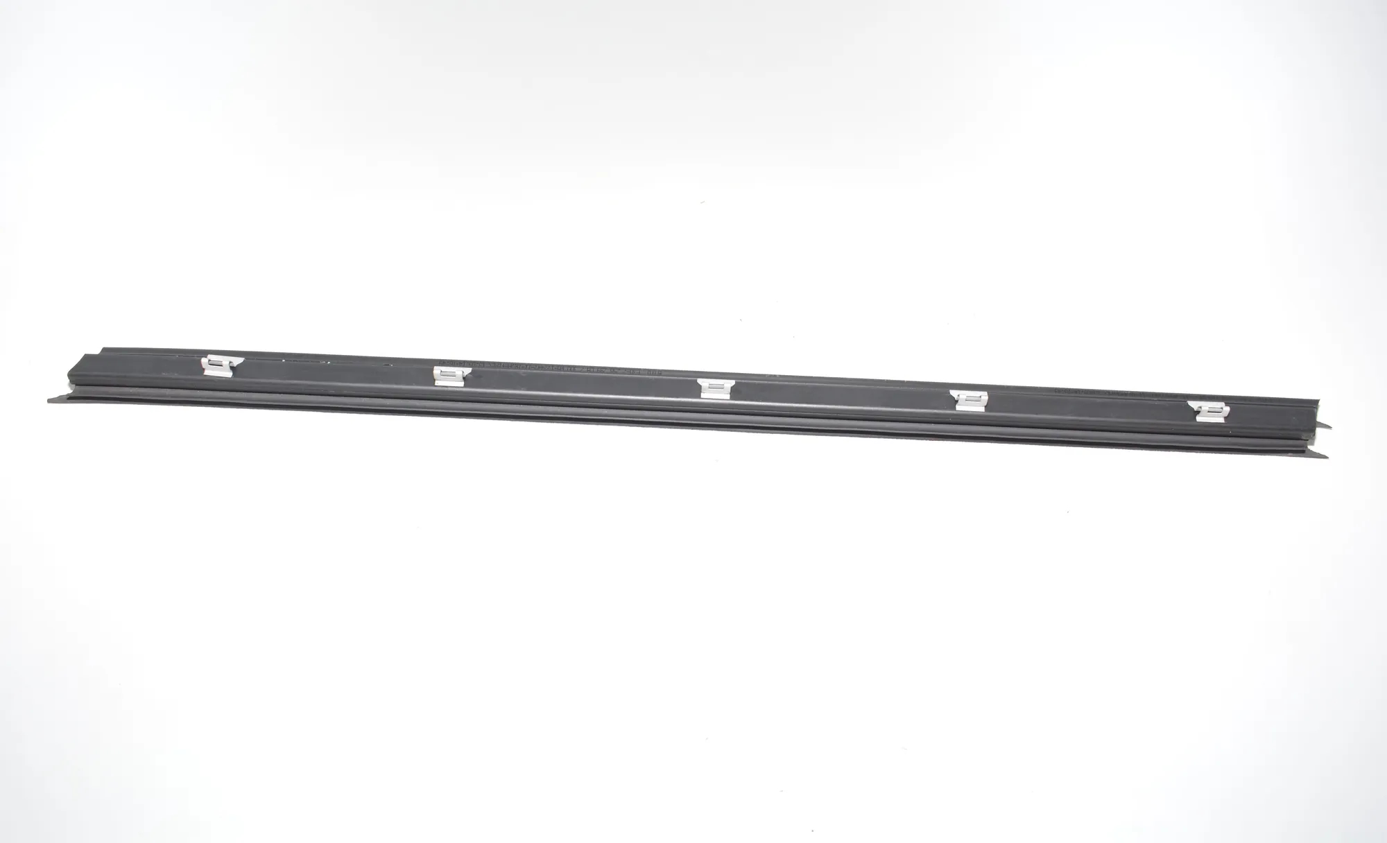 Front Right Door Window Molding – OEM 7258299 · BMW 3 (F30, F80) 330 d xDrive 2013 – 2