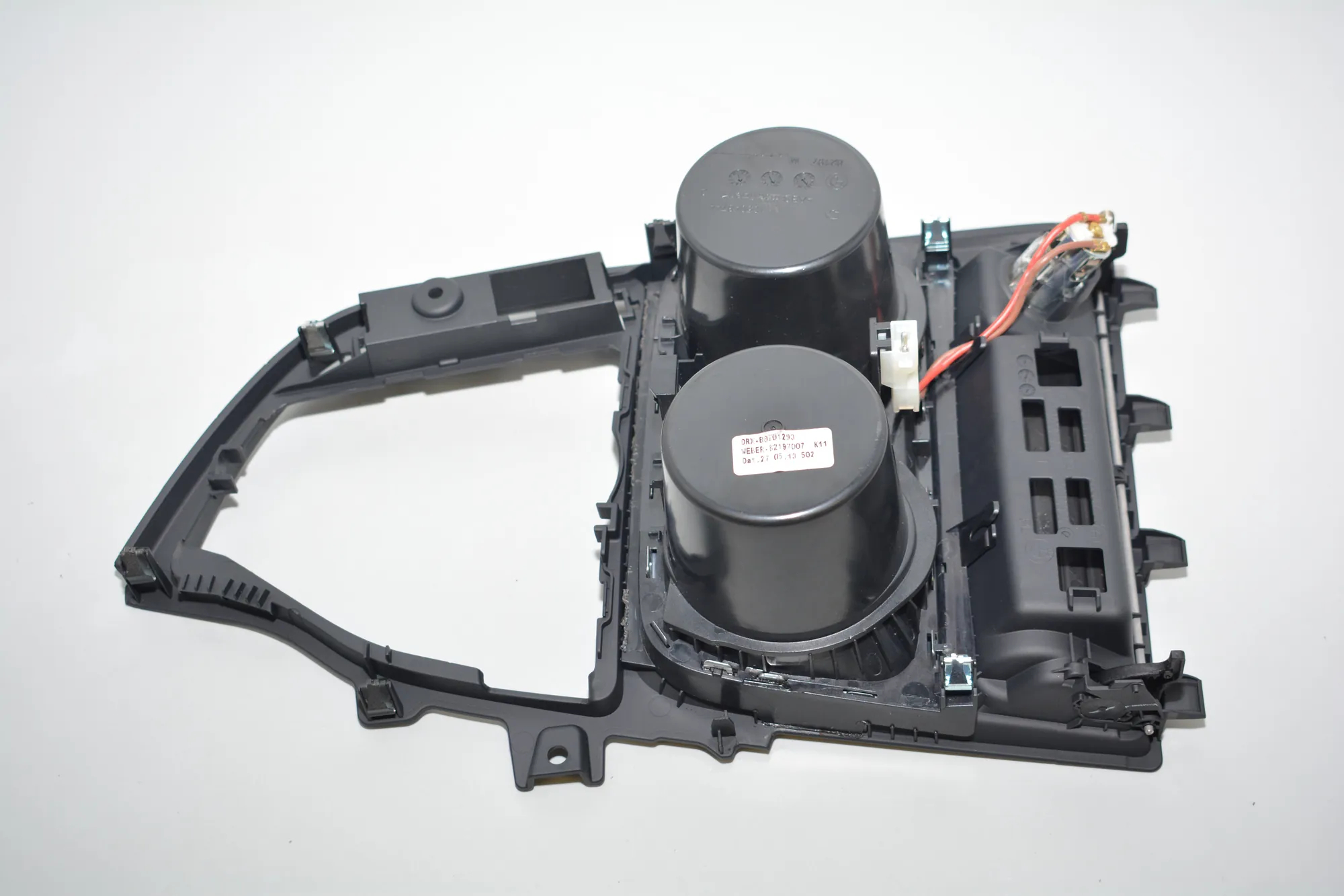 Cup Holder – OEM 9218926 · BMW 3 (F30, F80) 330 d xDrive 2013 – 6
