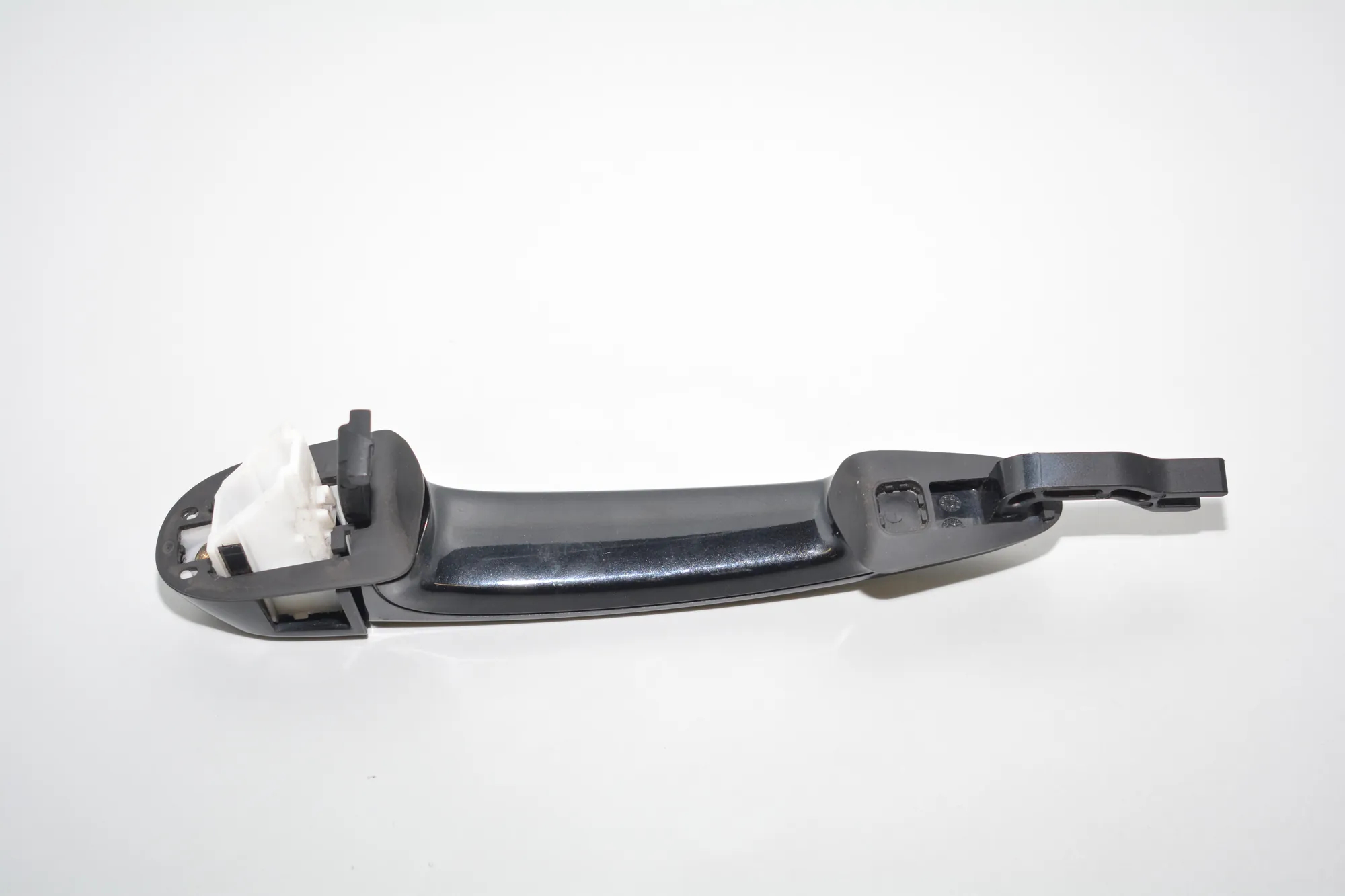 Front Left Door Exterior Handle · BMW 3 (F30, F80) 330 d xDrive 2013 – 3