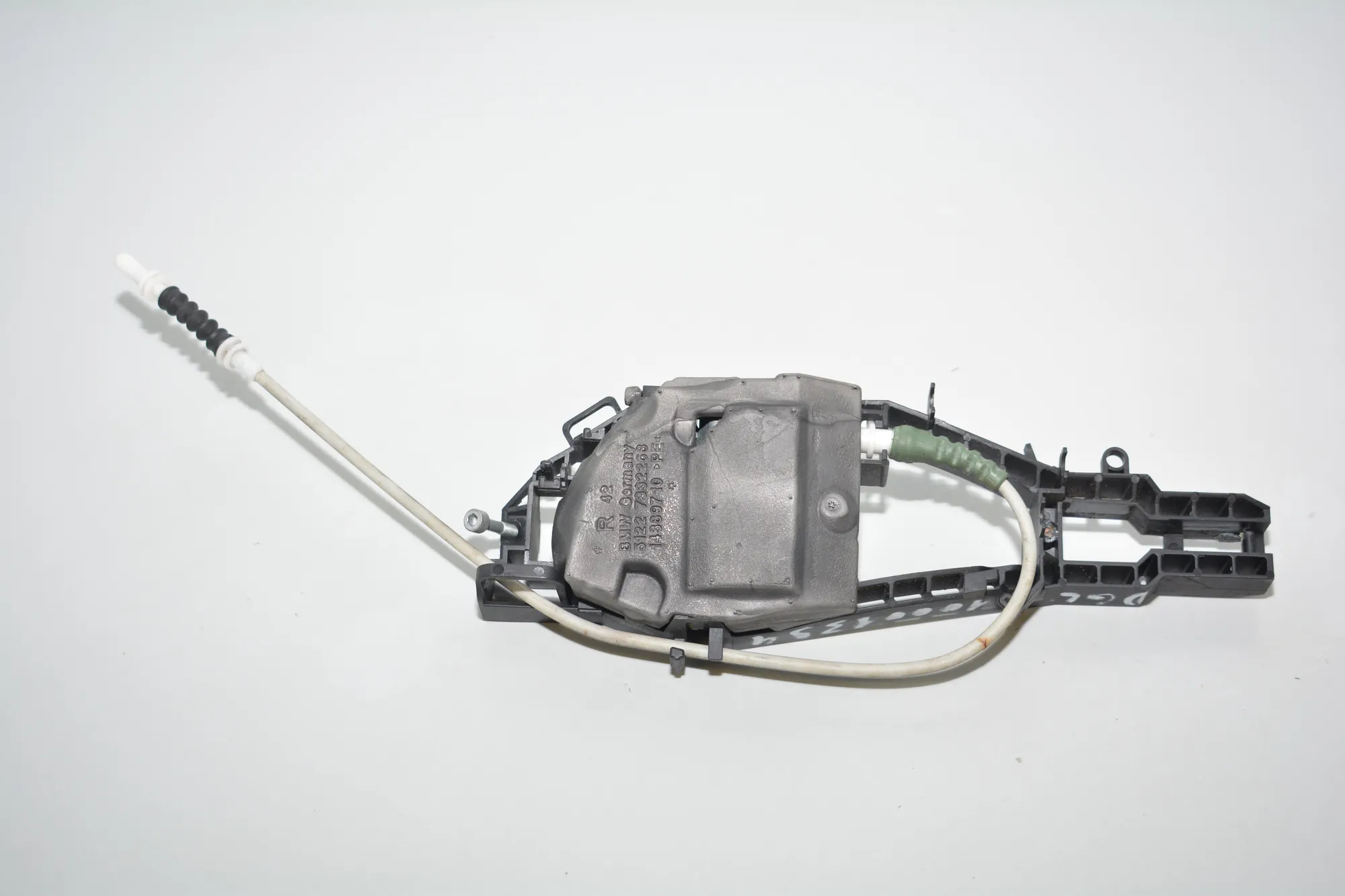 Rear Right Door Interior Handle Frame – OEM 7242568 · BMW 3 (F30, F80) 330 d xDrive 2013 – 2