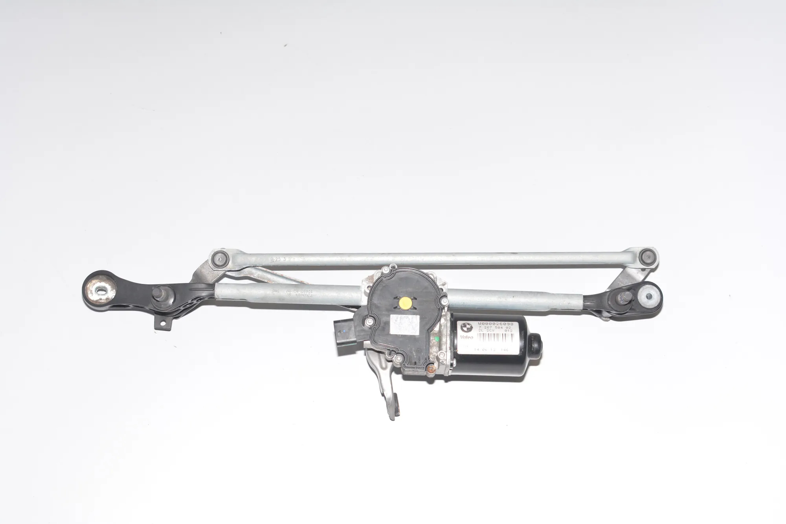 Front Windshield Wiper Mechanism – OEM 7267504 · BMW 3 (F30, F80) 330 d xDrive 2013