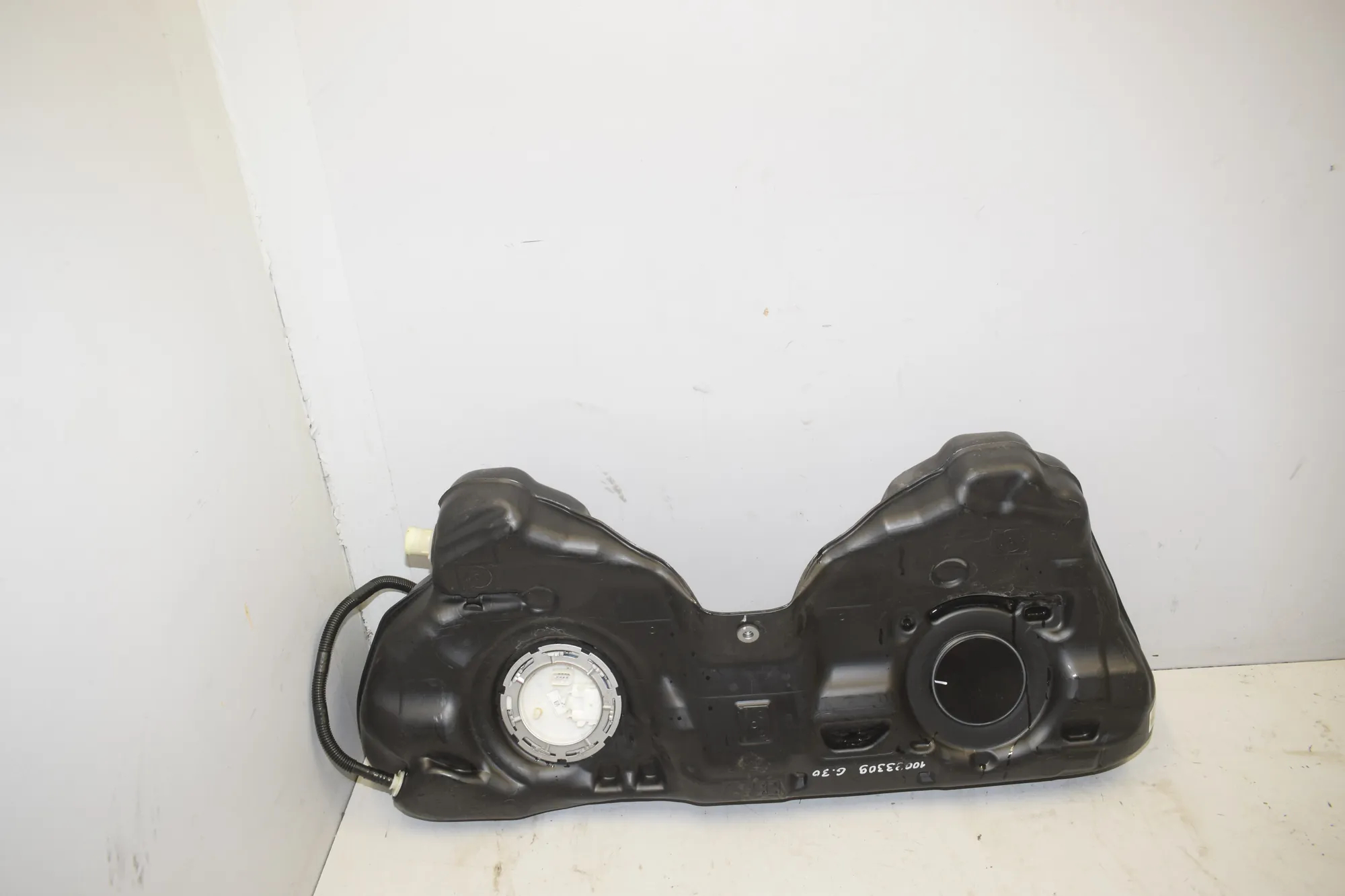 Fuel Tank – OEM 7465281 · BMW 5 (G30) (2016 - -) 540 i 2017 – 2