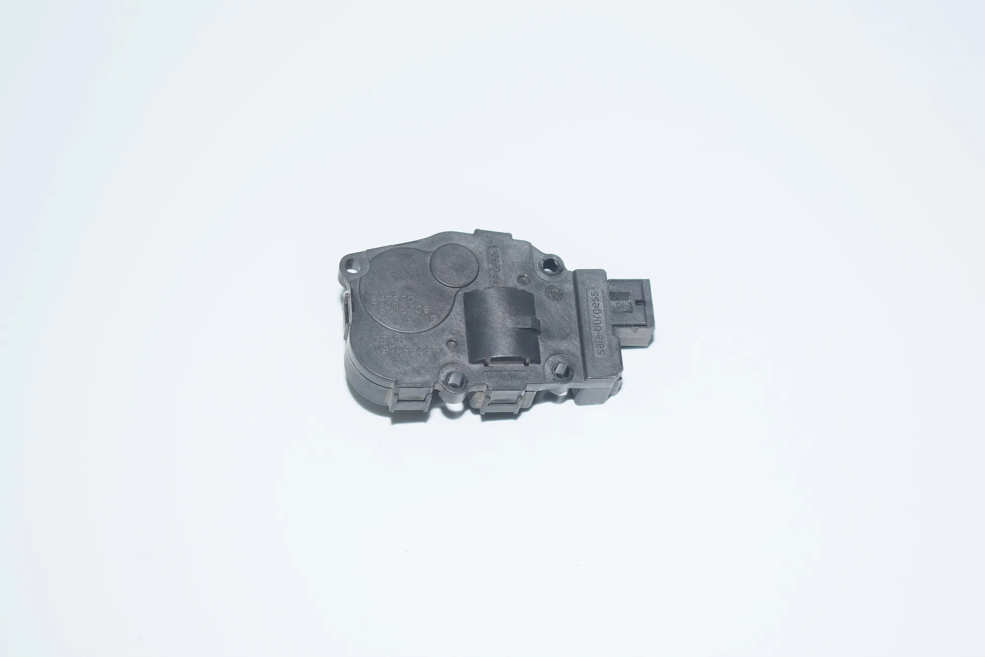 Interior Heater Flap Motor Actuator – OEM 412650750 · BMW 5 (F10) BMW 5 (F10) 2012