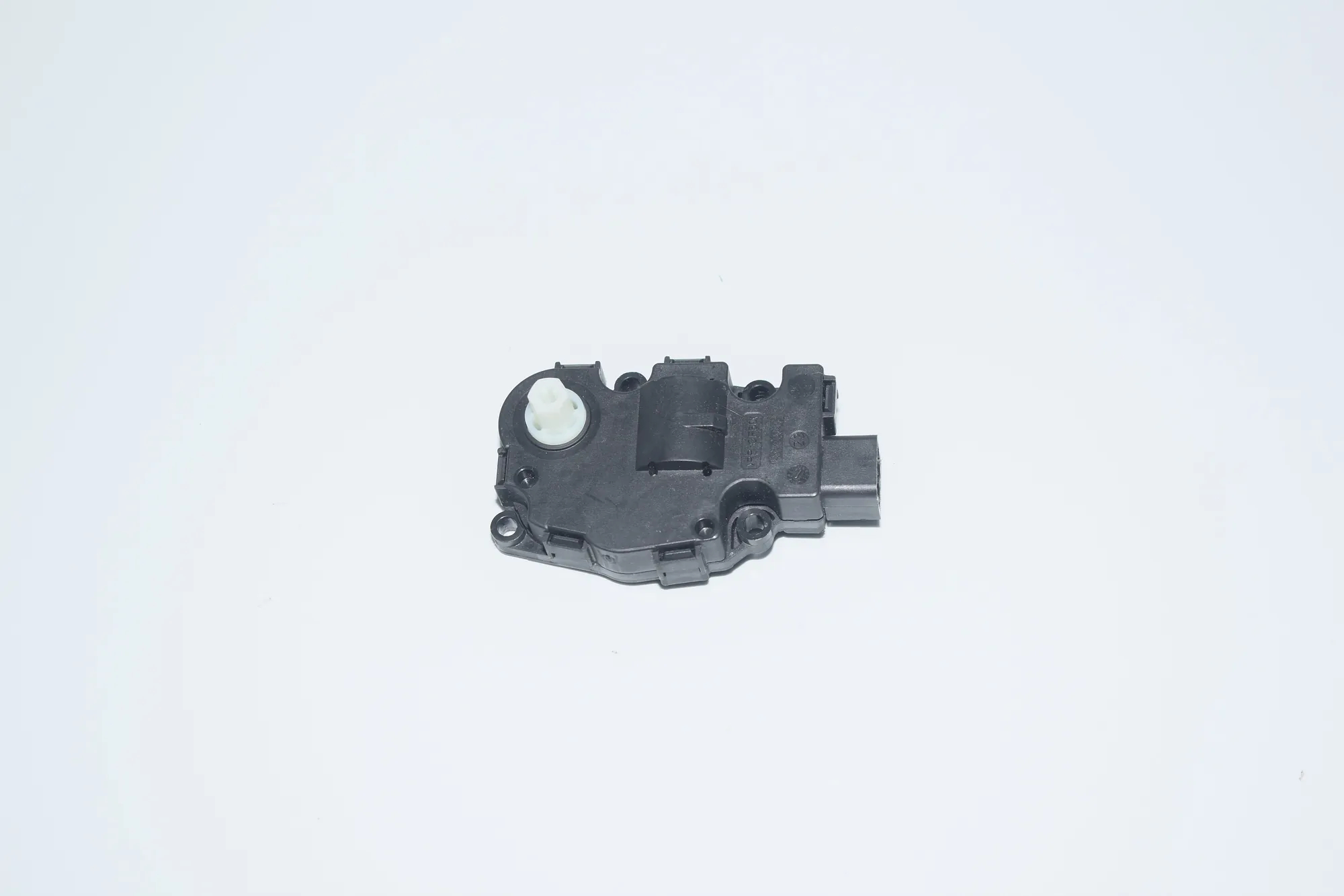 Interior Heater Flap Motor Actuator – OEM 412650750 · BMW 5 (F10) BMW 5 (F10) 2012 – 2