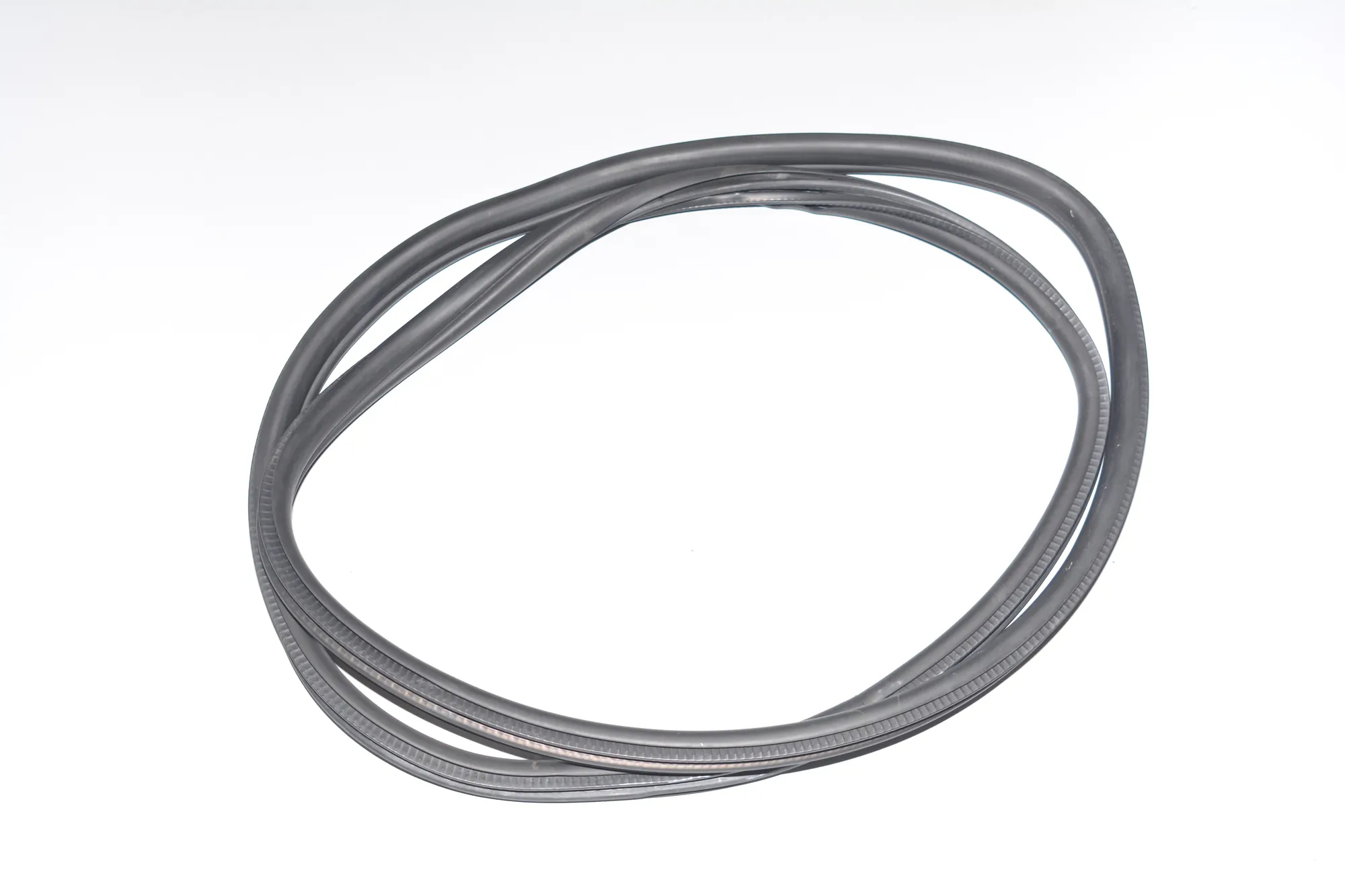 Rear Right Door Seal Rubber – OEM 7318511 · BMW 3 (F30, F80) 330 d xDrive 2013