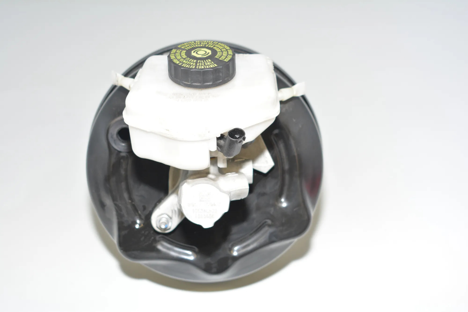 Brake Servo Booster – OEM 6798425 · BMW 3 (F30, F80) 330 d xDrive 2013 – 2
